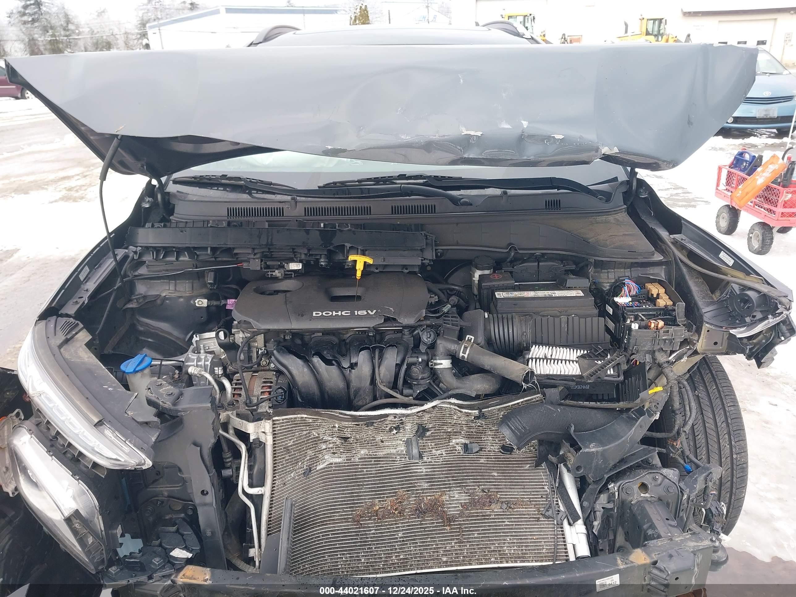 HYUNDAI KONA image 10