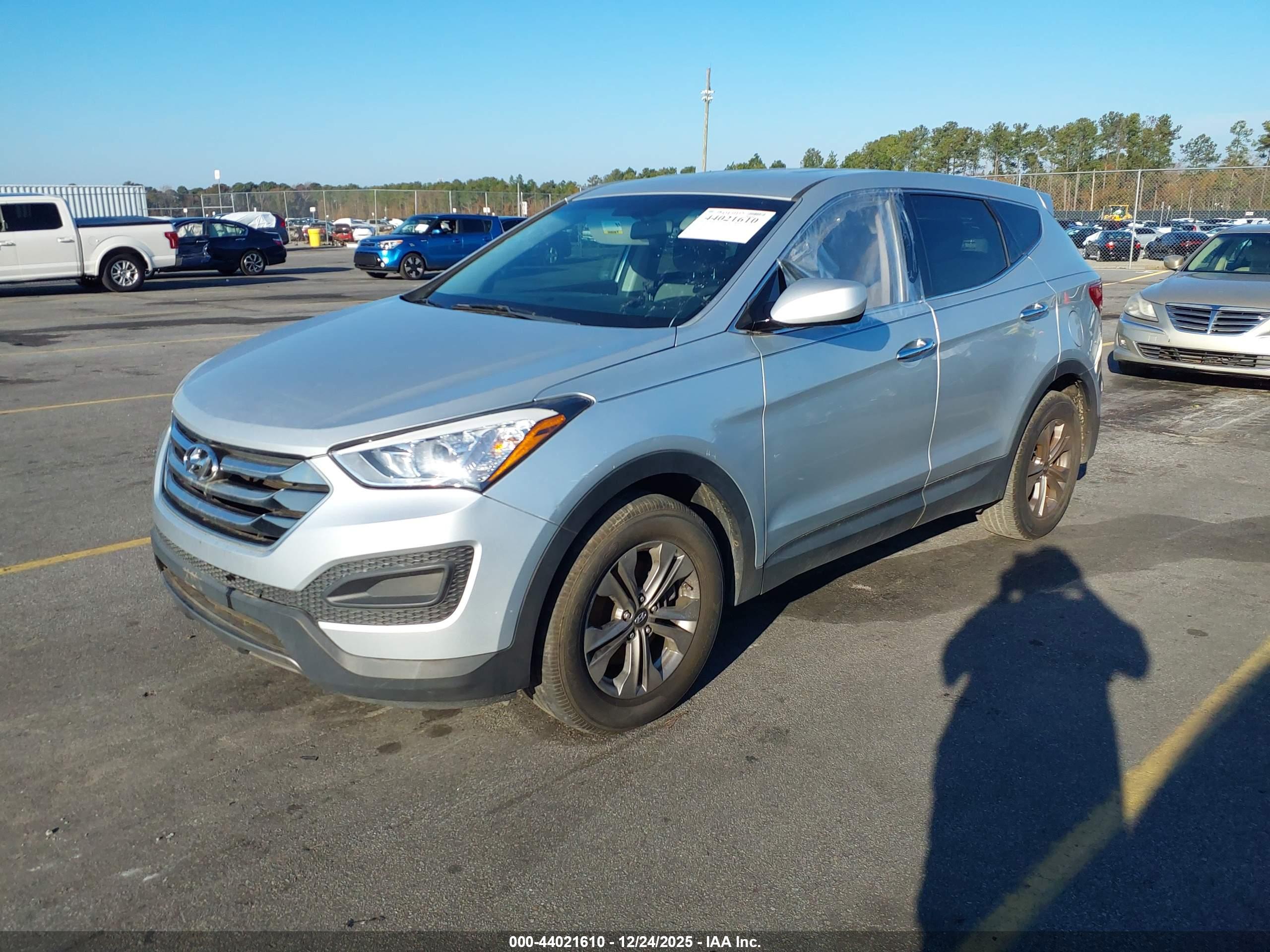 HYUNDAI SANTA image 2