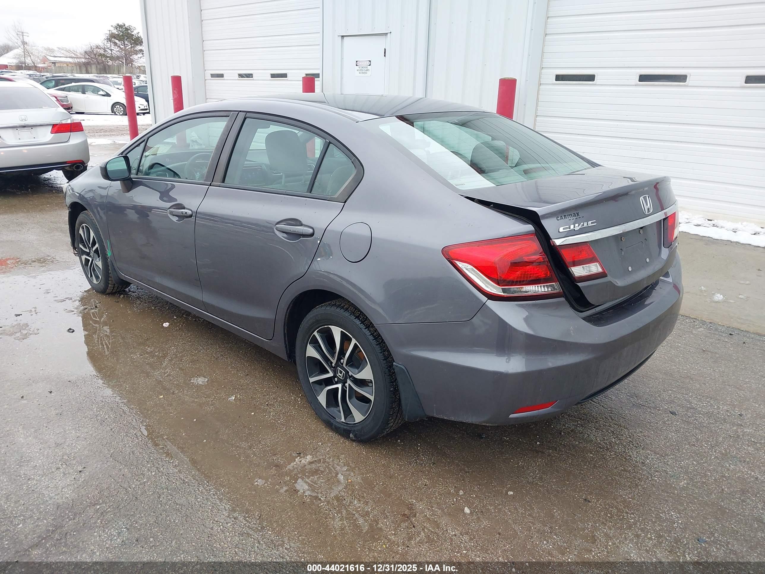 HONDA CIVIC image 3