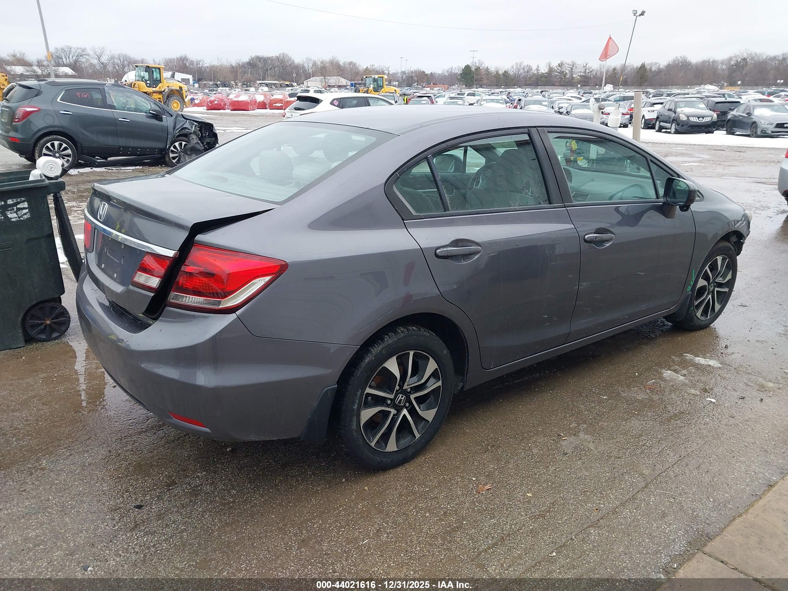 HONDA CIVIC image 4