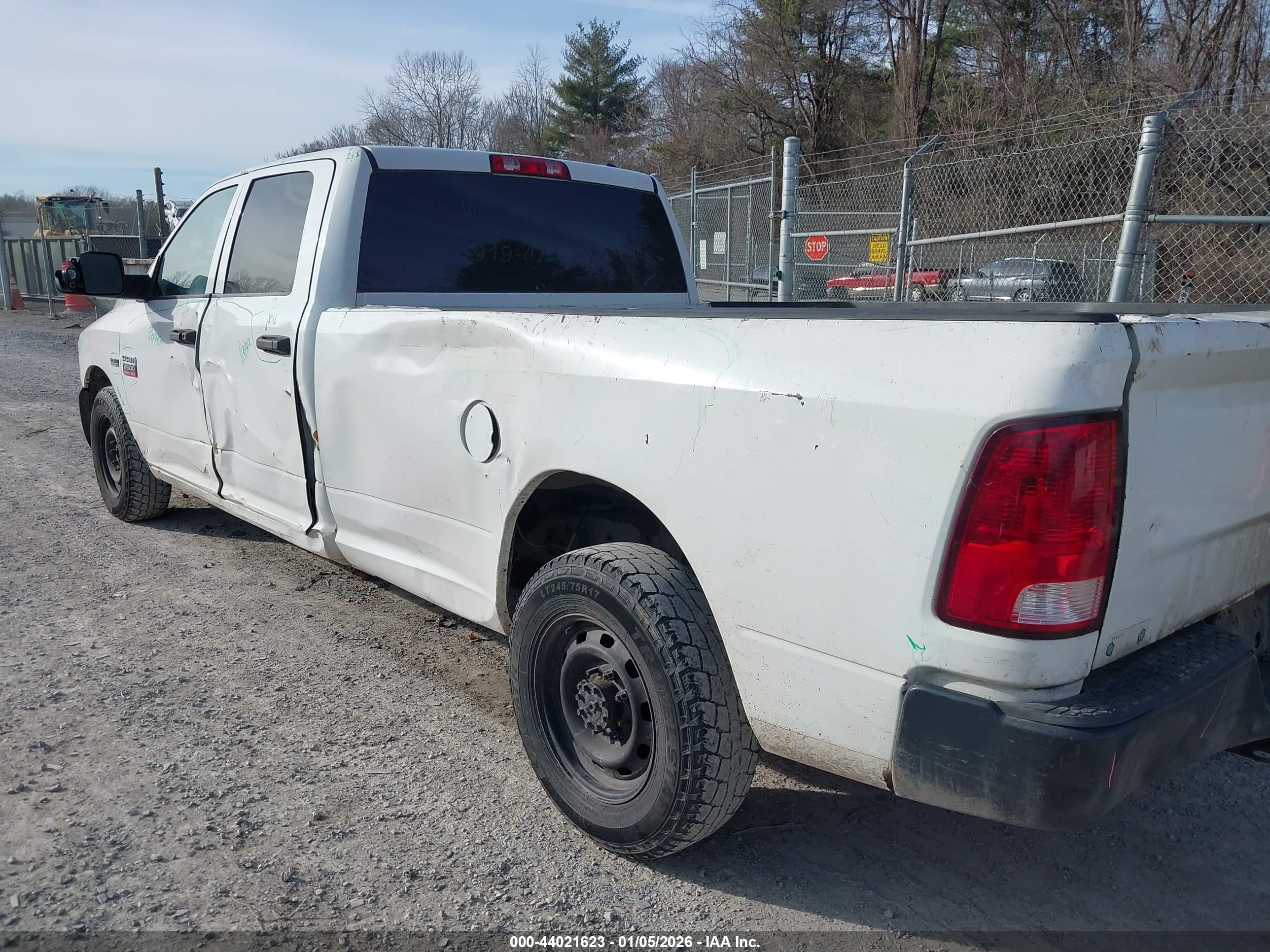 RAM 2500 image 3