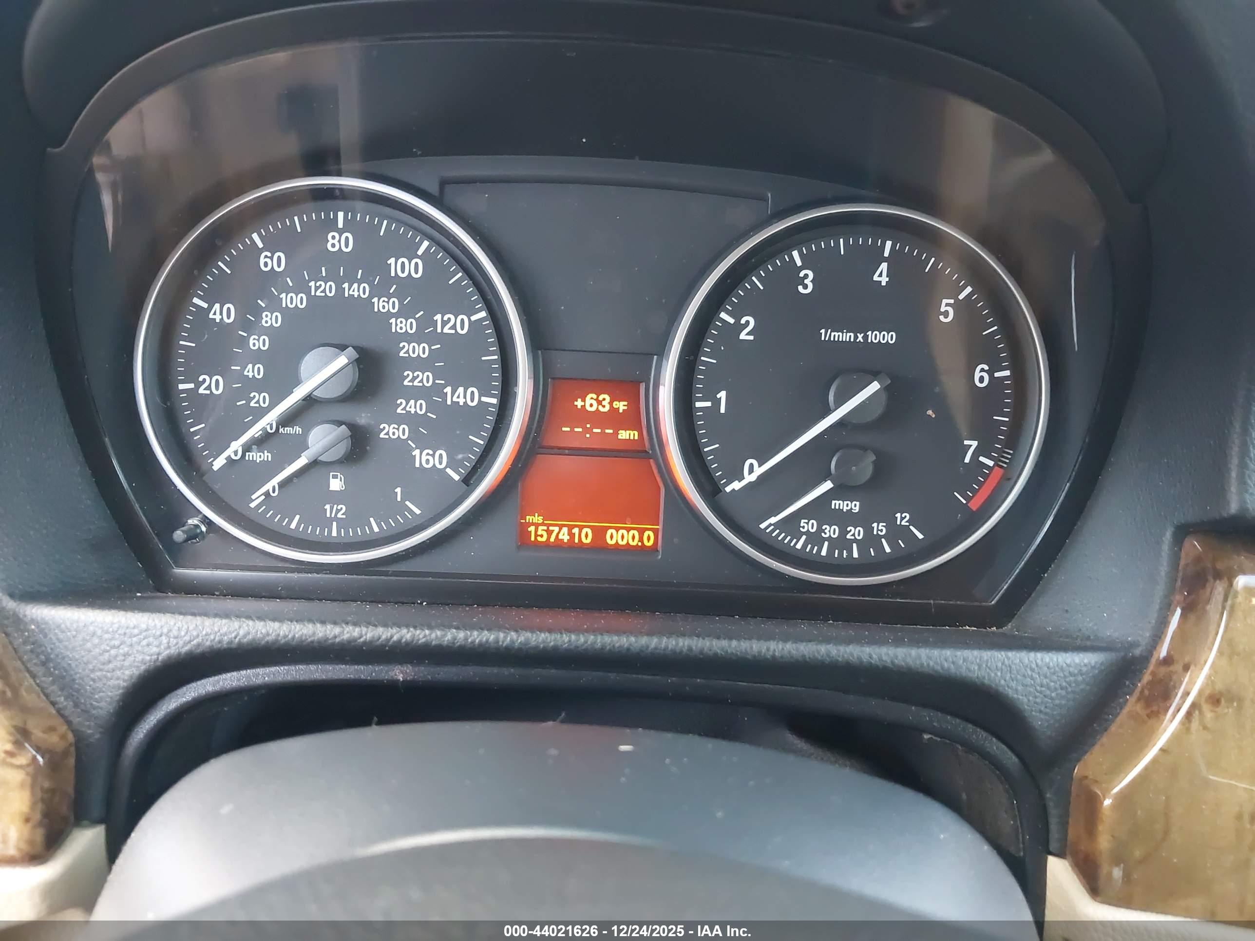 BMW 328I image 7