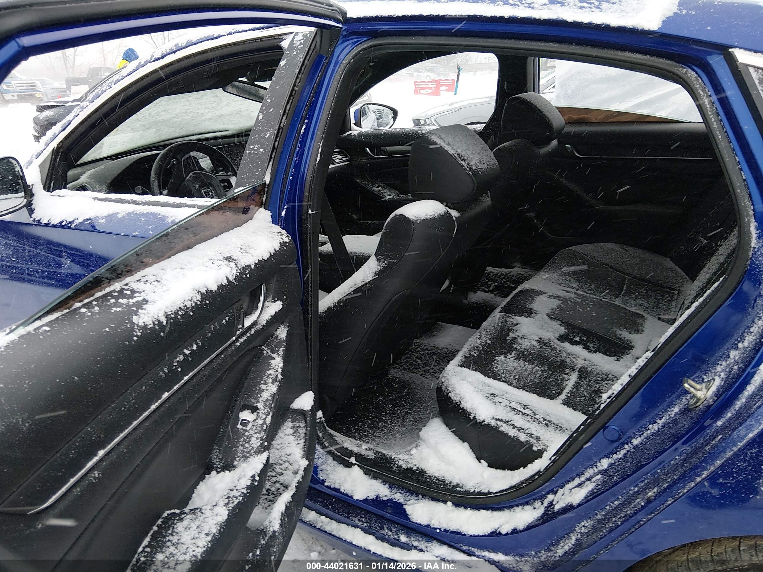 HONDA ACCORD image 8