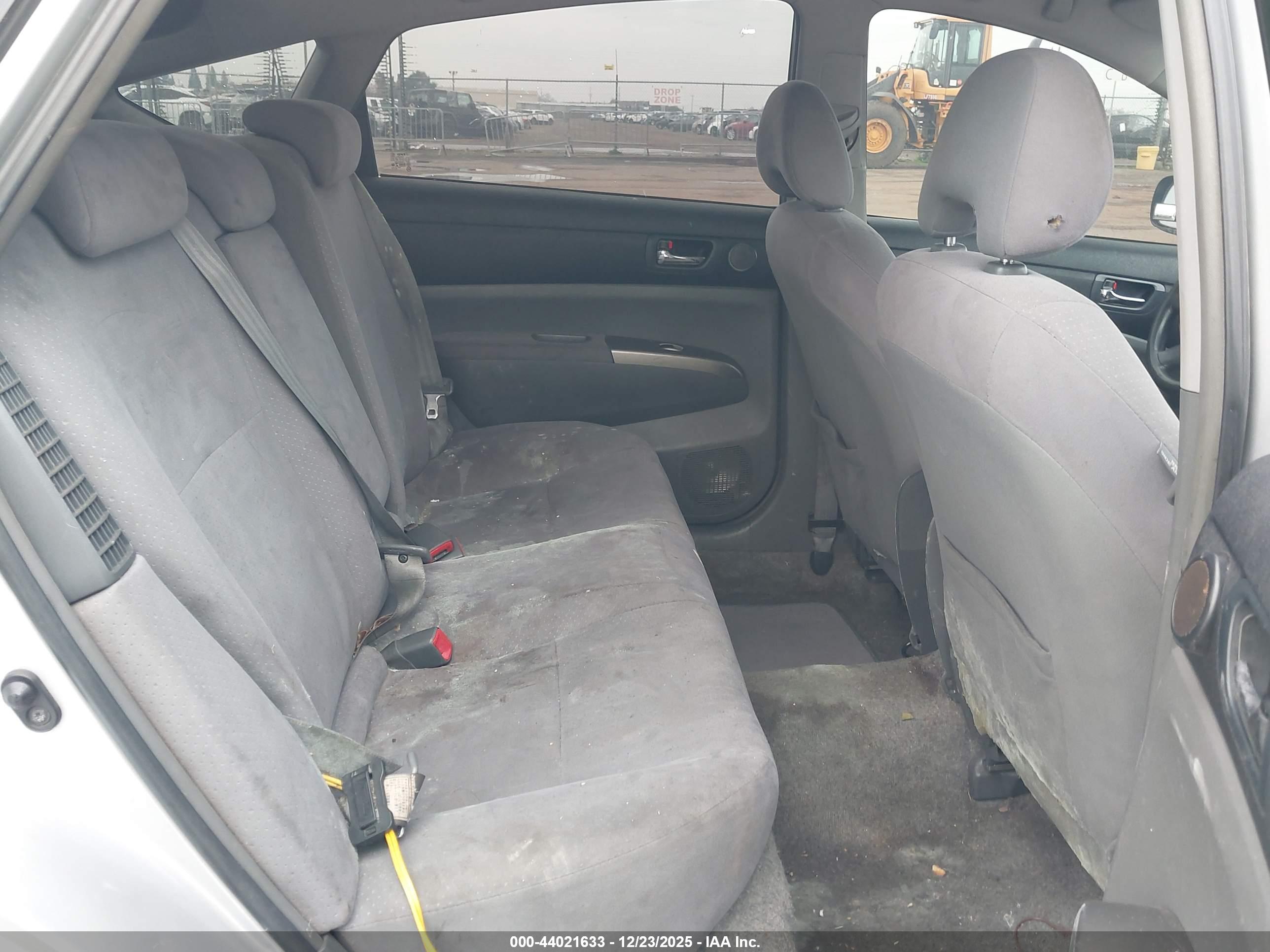 TOYOTA PRIUS image 8