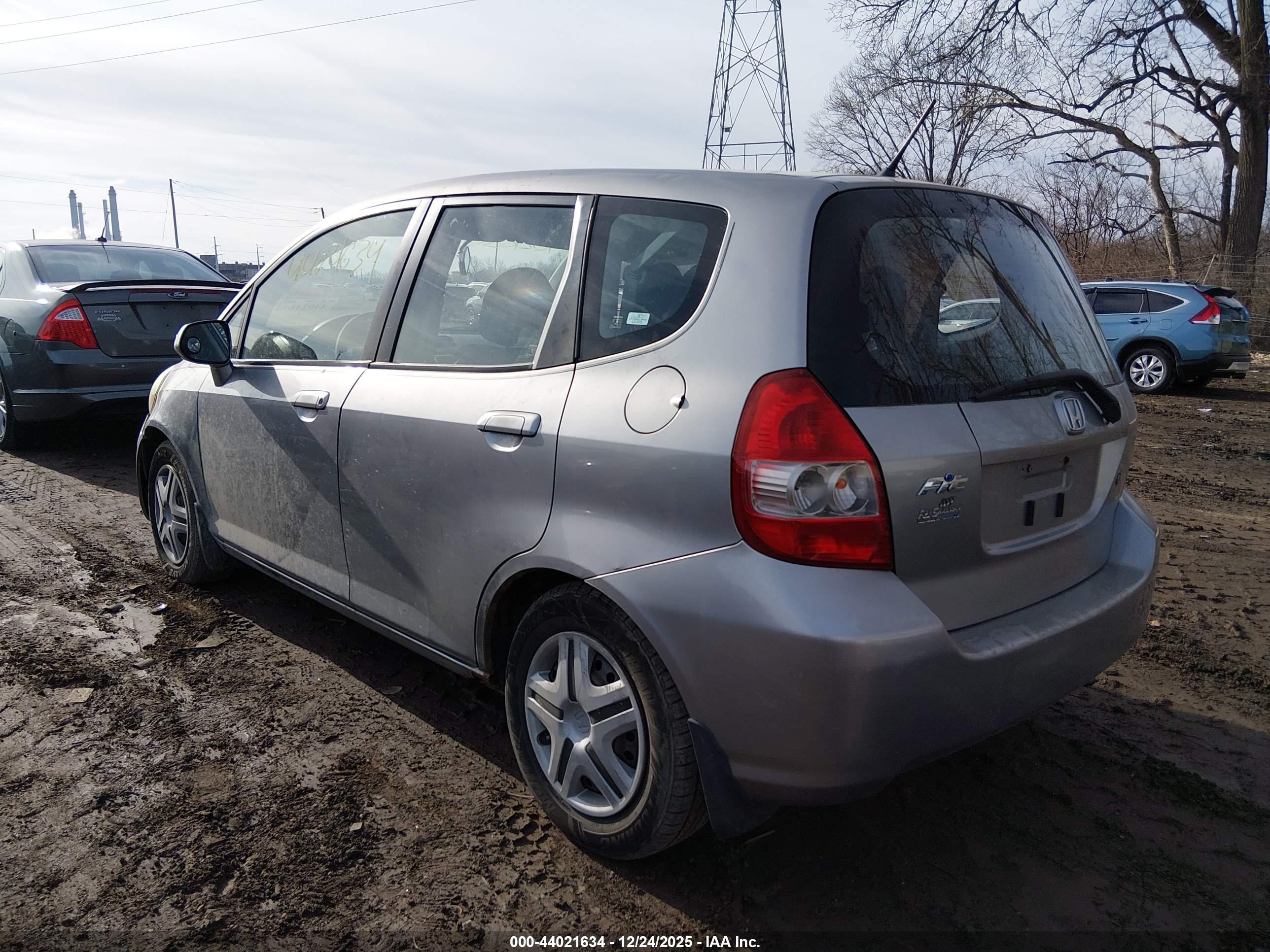 HONDA FIT image 3