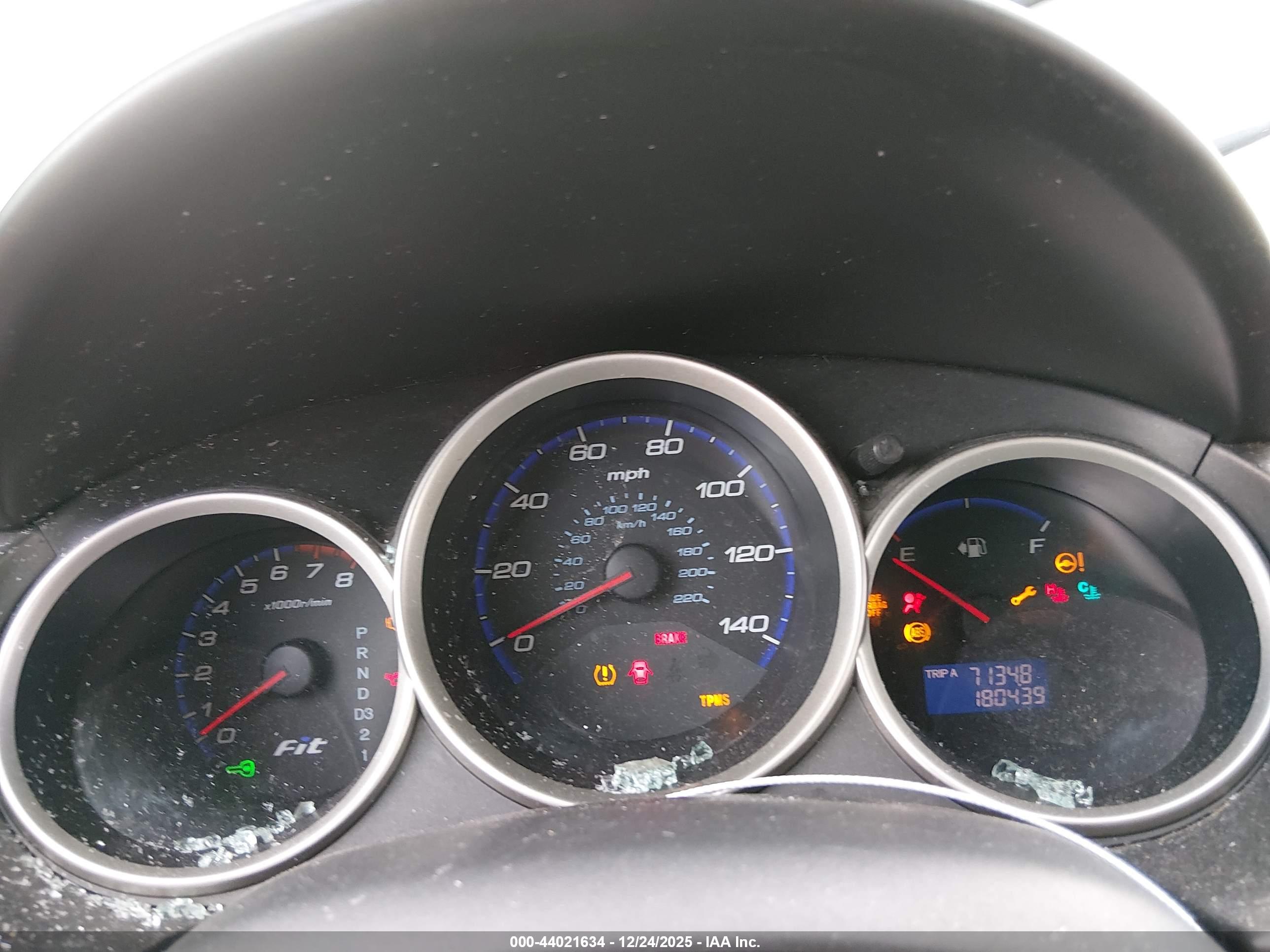HONDA FIT image 7