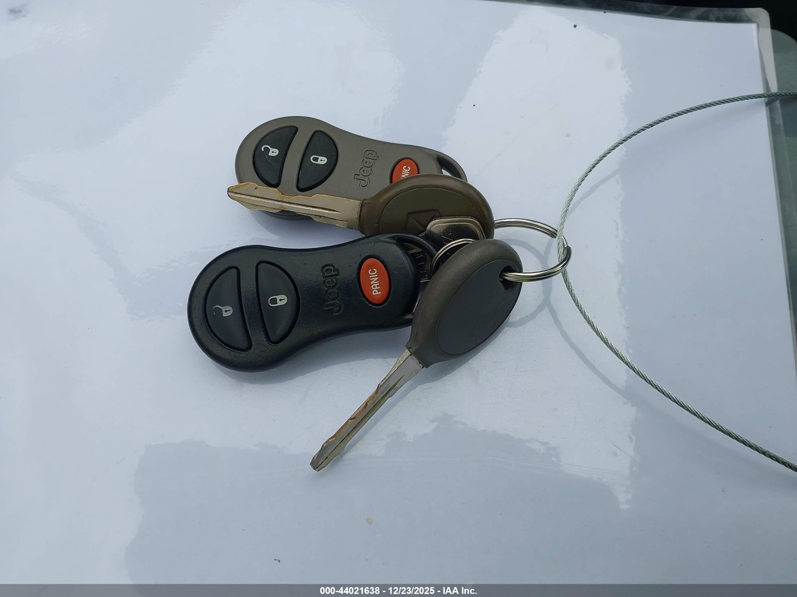 JEEP GRAND image 11