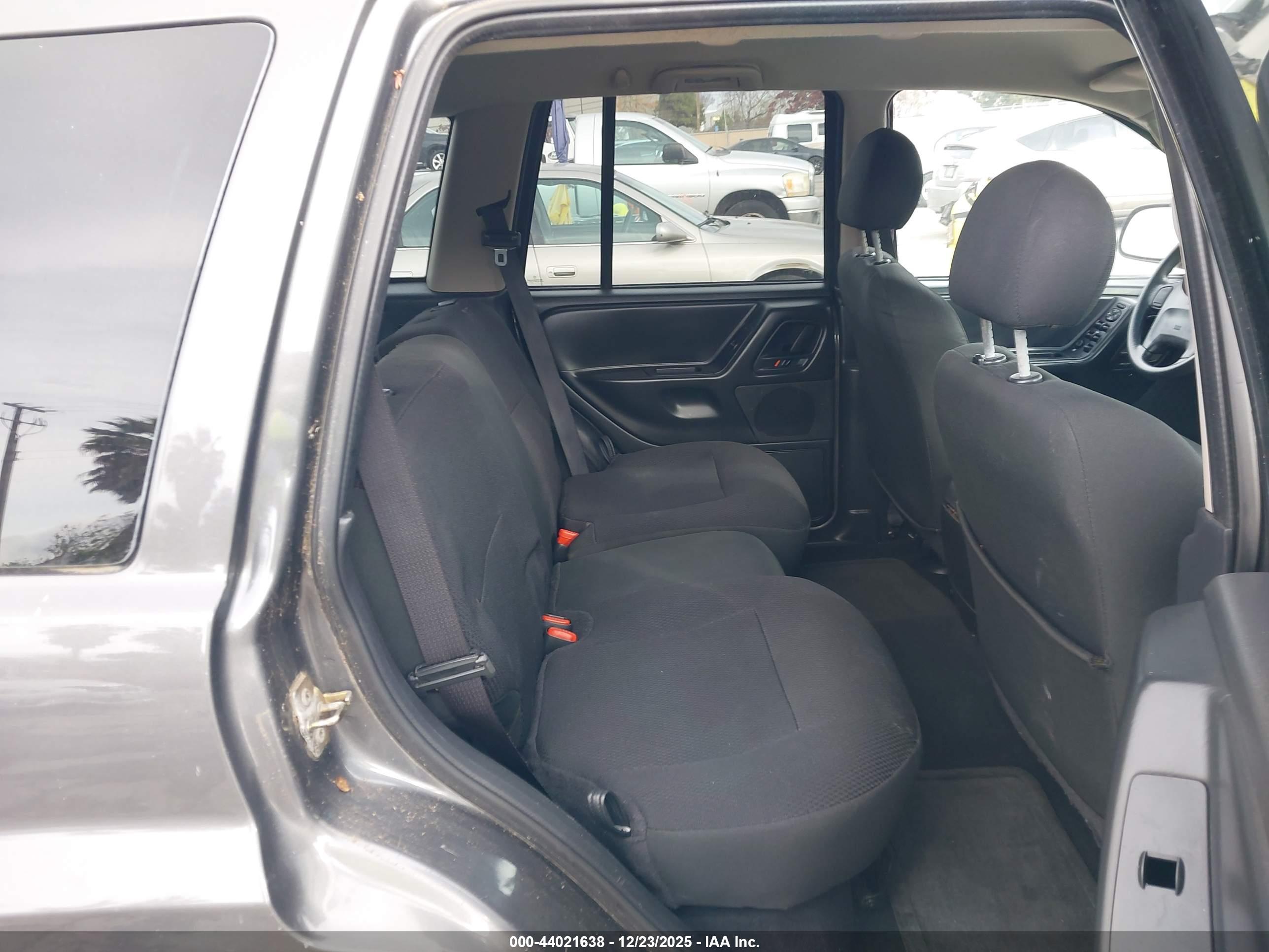 JEEP GRAND image 8