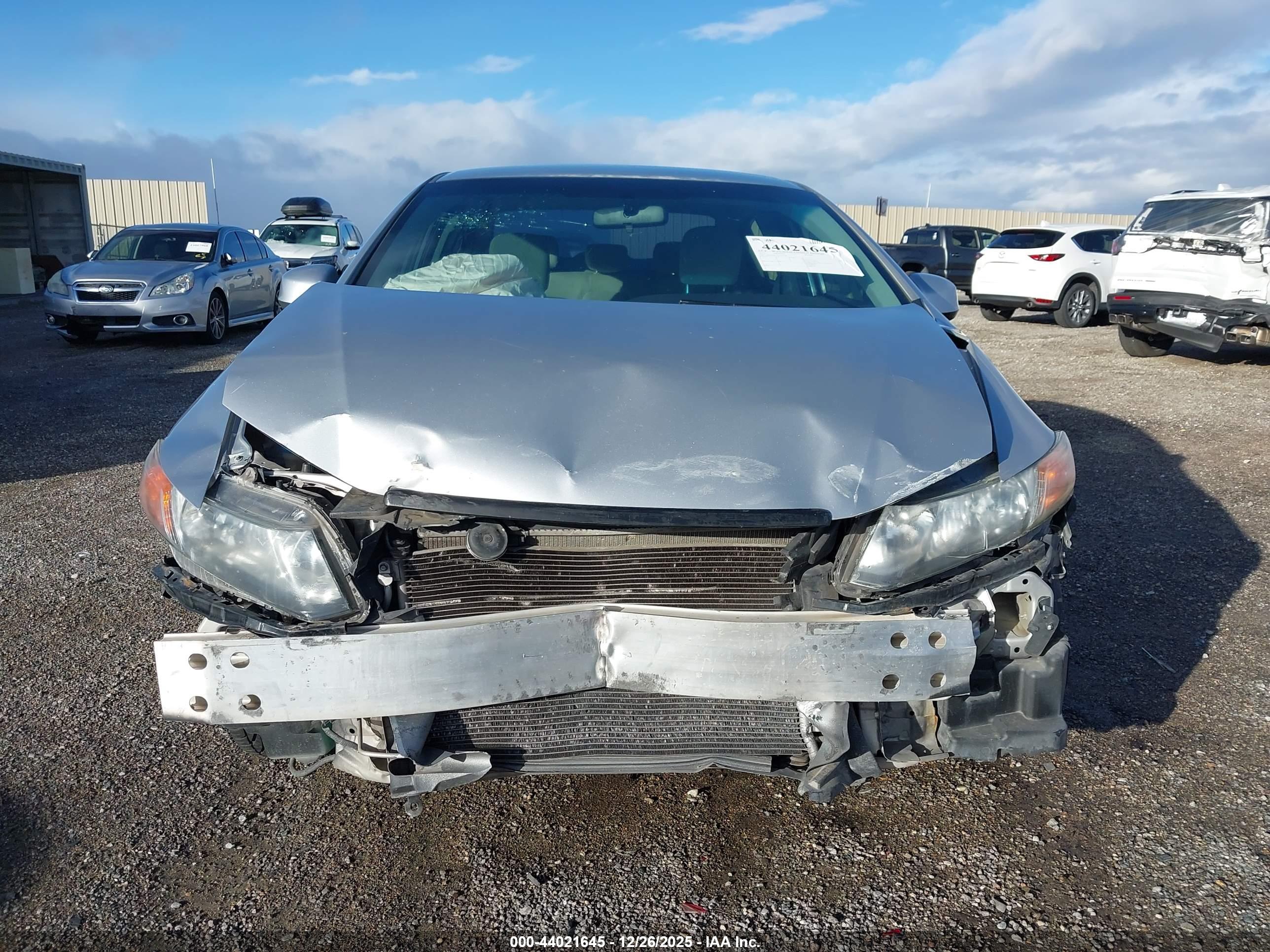 HONDA CIVIC image 6