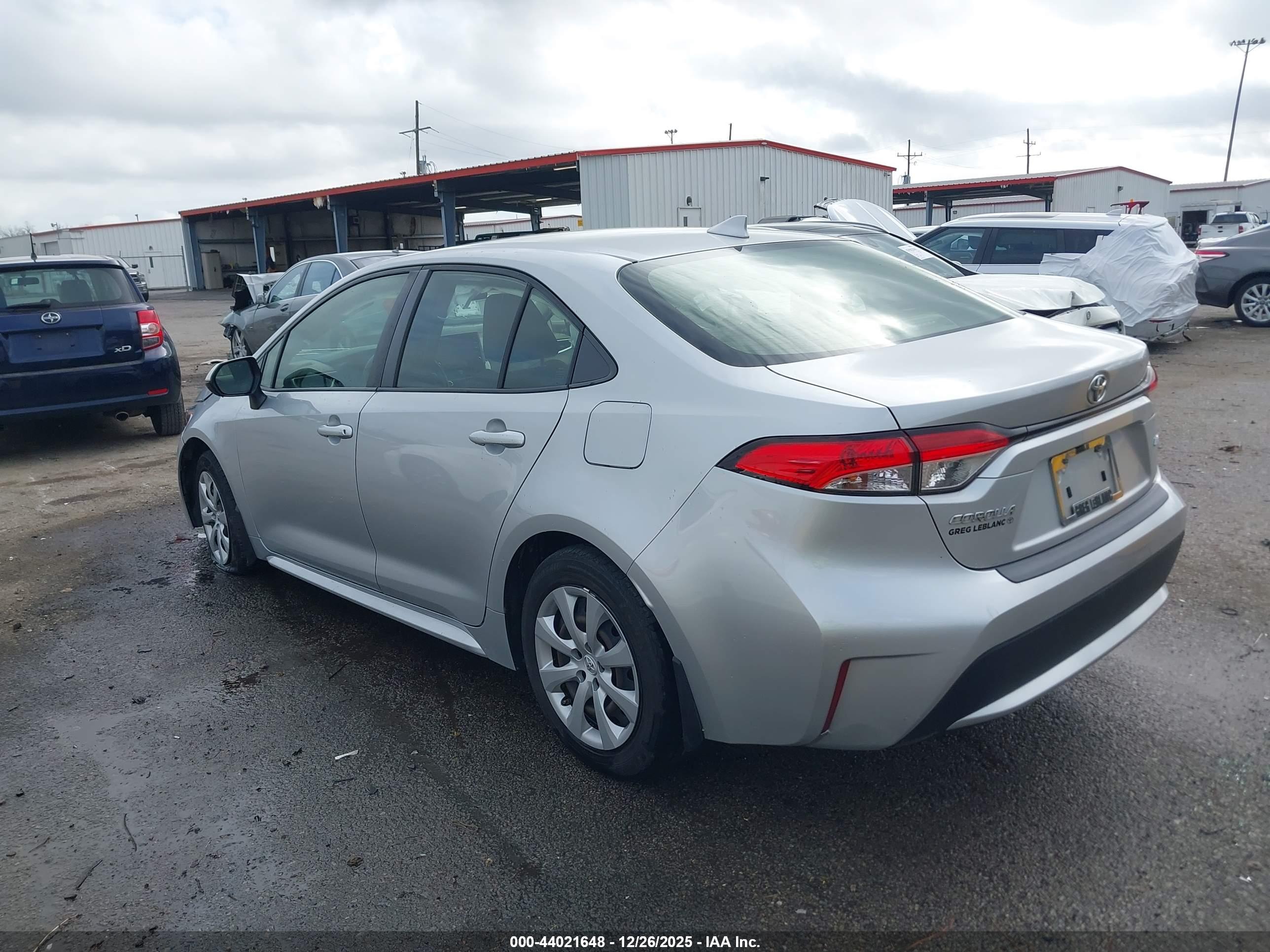 TOYOTA COROLLA image 3