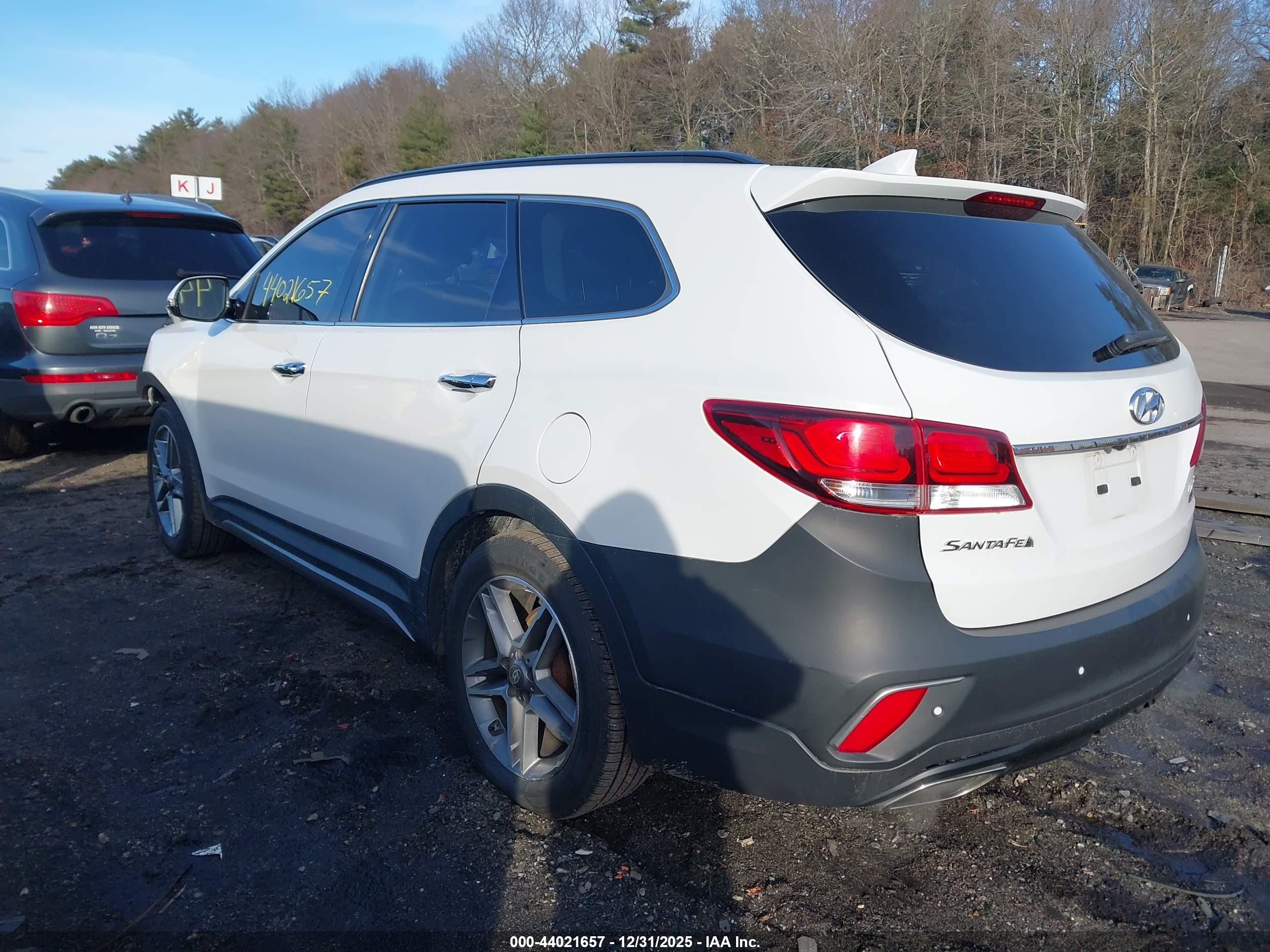 HYUNDAI SANTA image 3