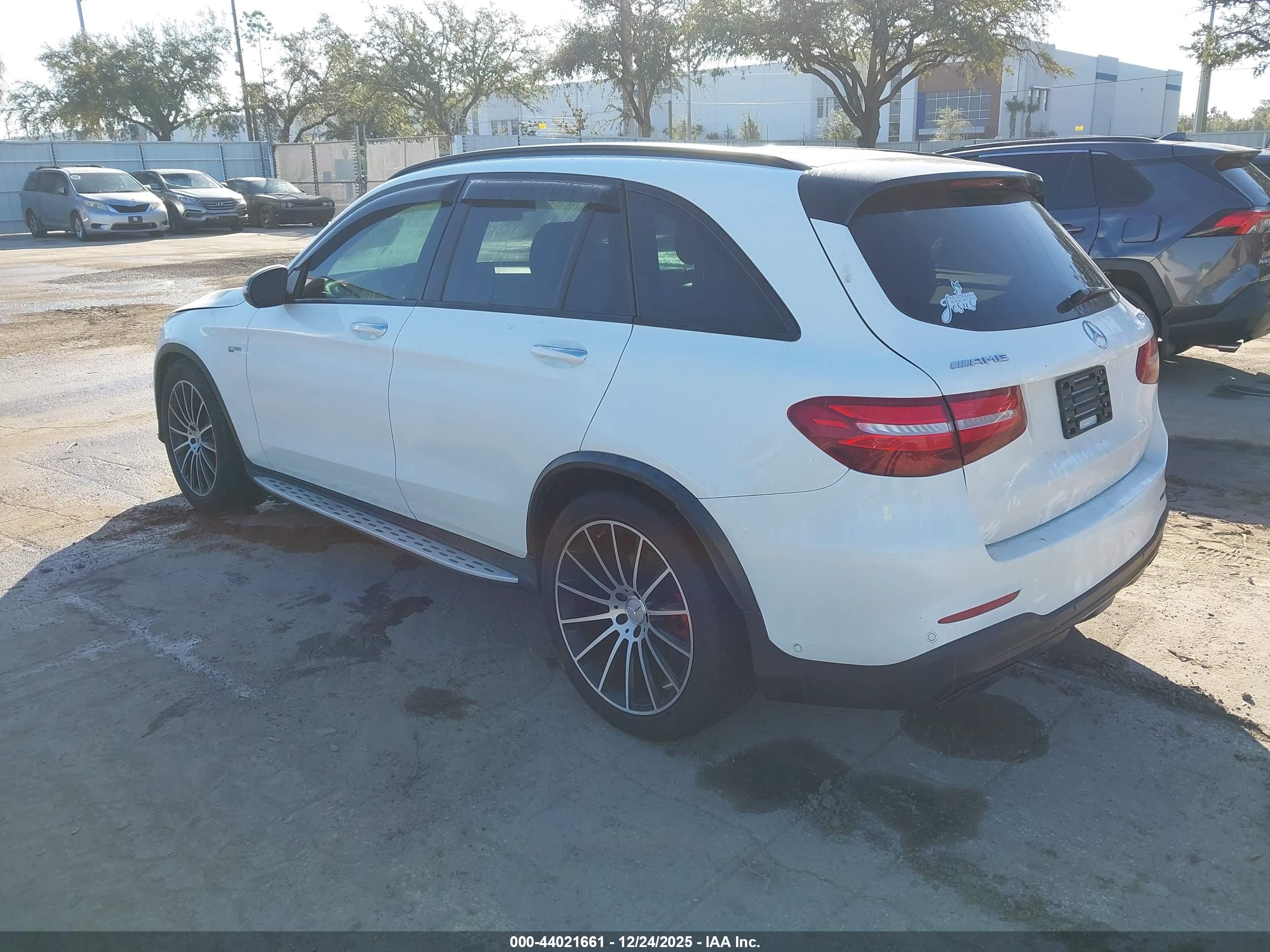 MERCEDES-BENZ AMG image 3