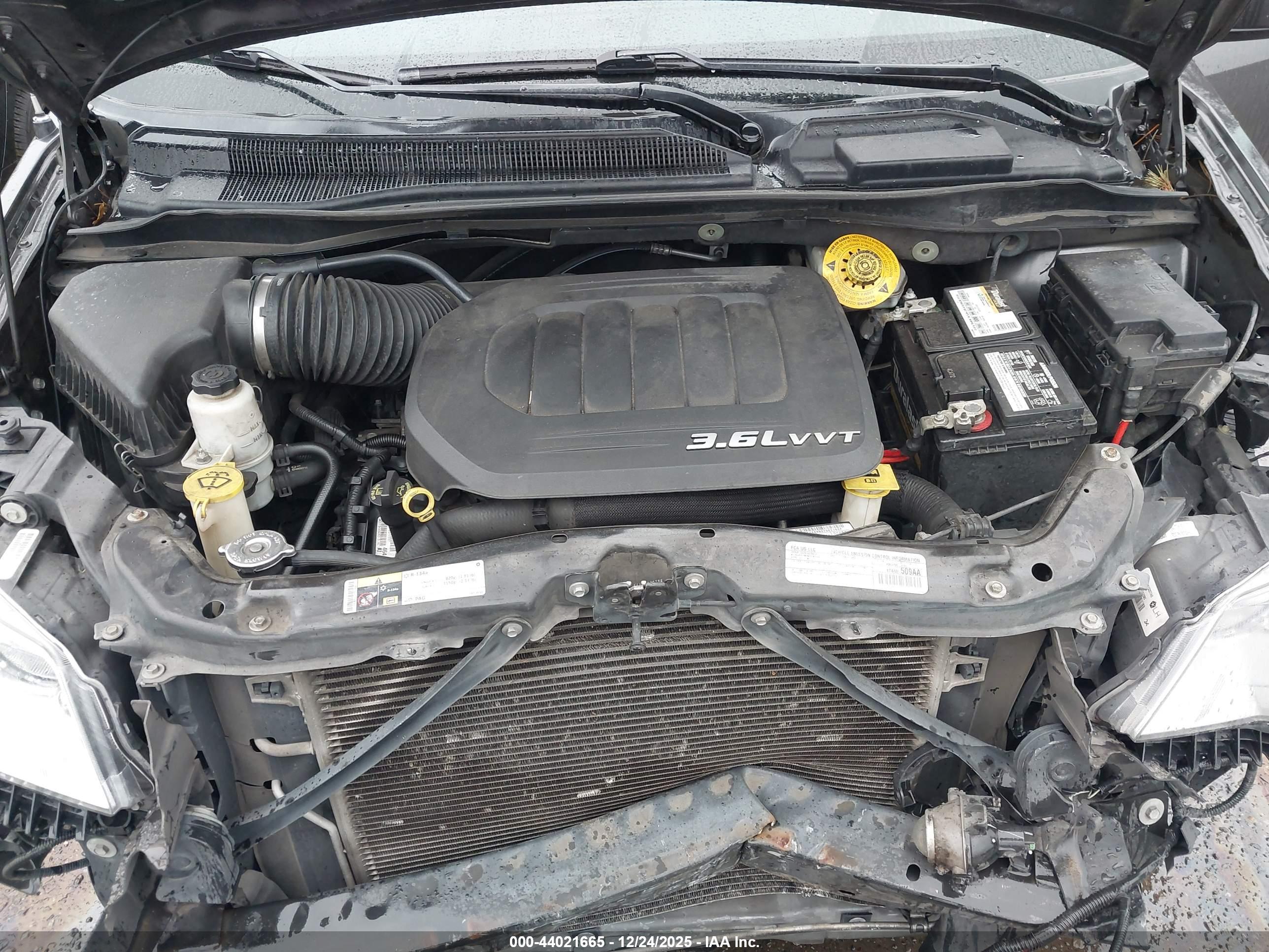 CHRYSLER TOWN image 10