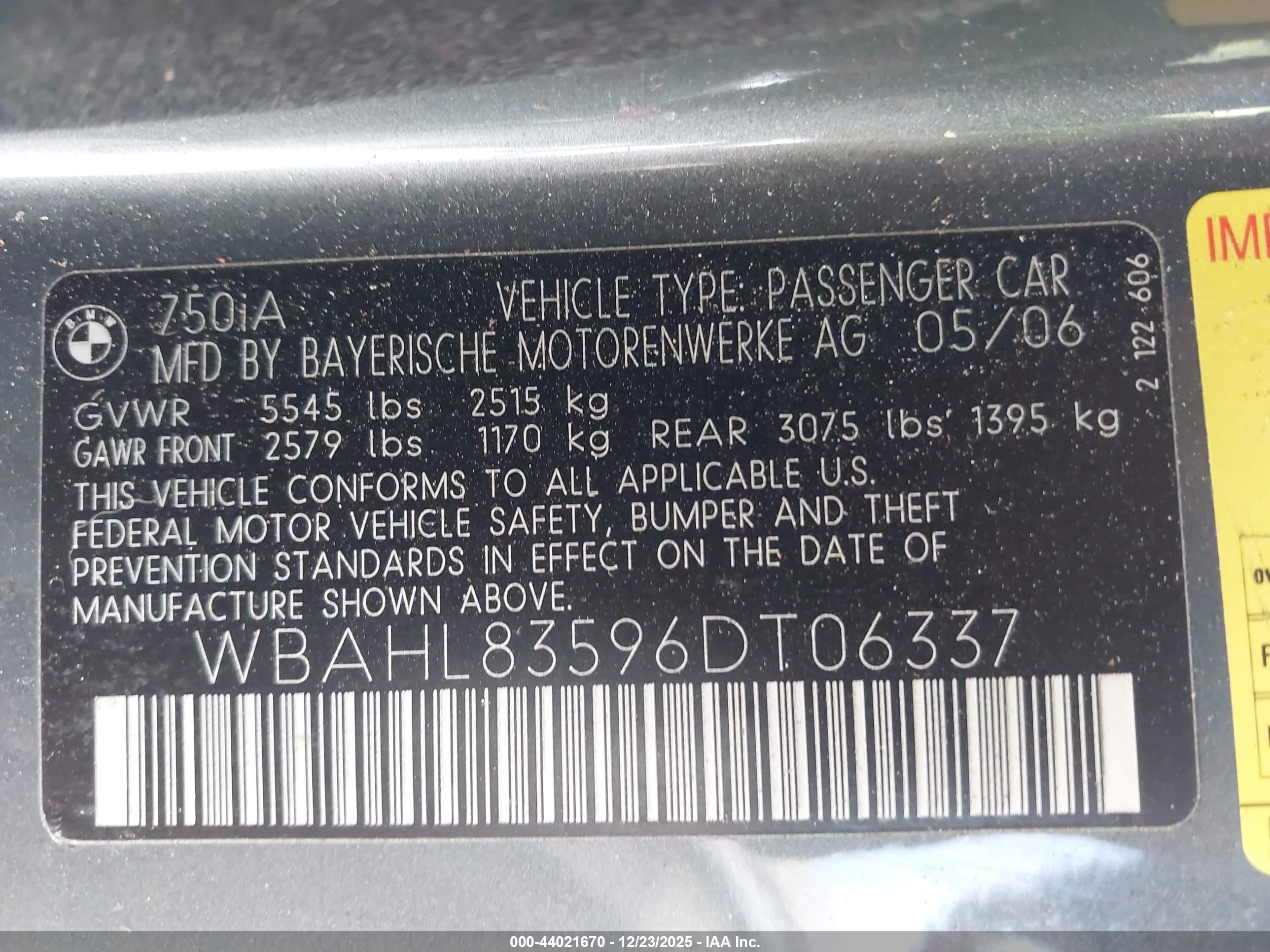 BMW 750I image 9