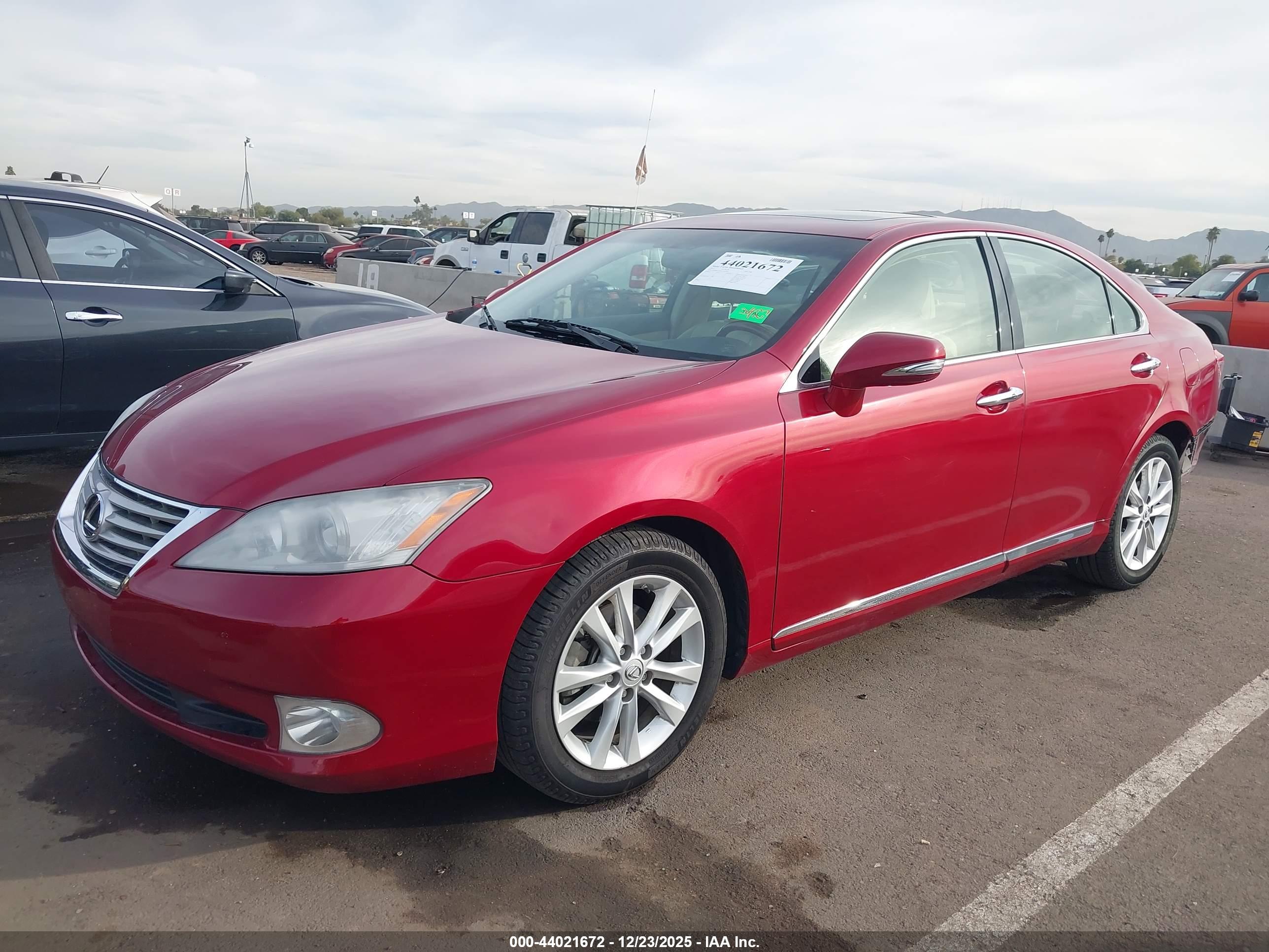 LEXUS ES image 2