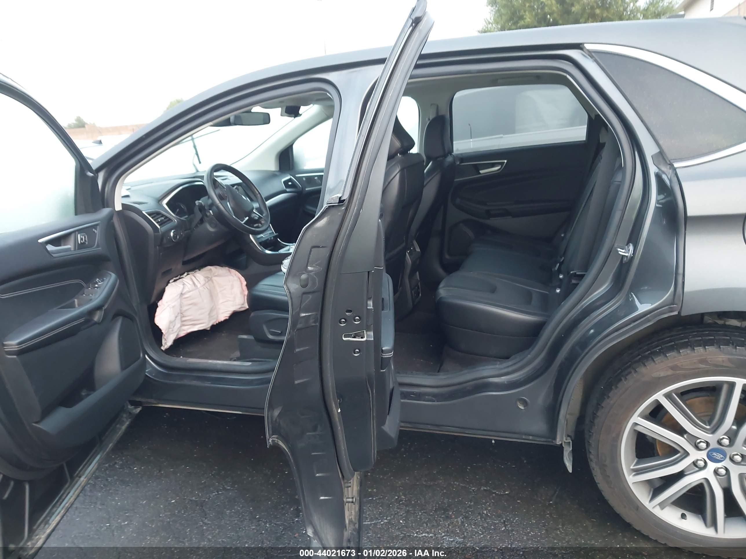 FORD EDGE image 8