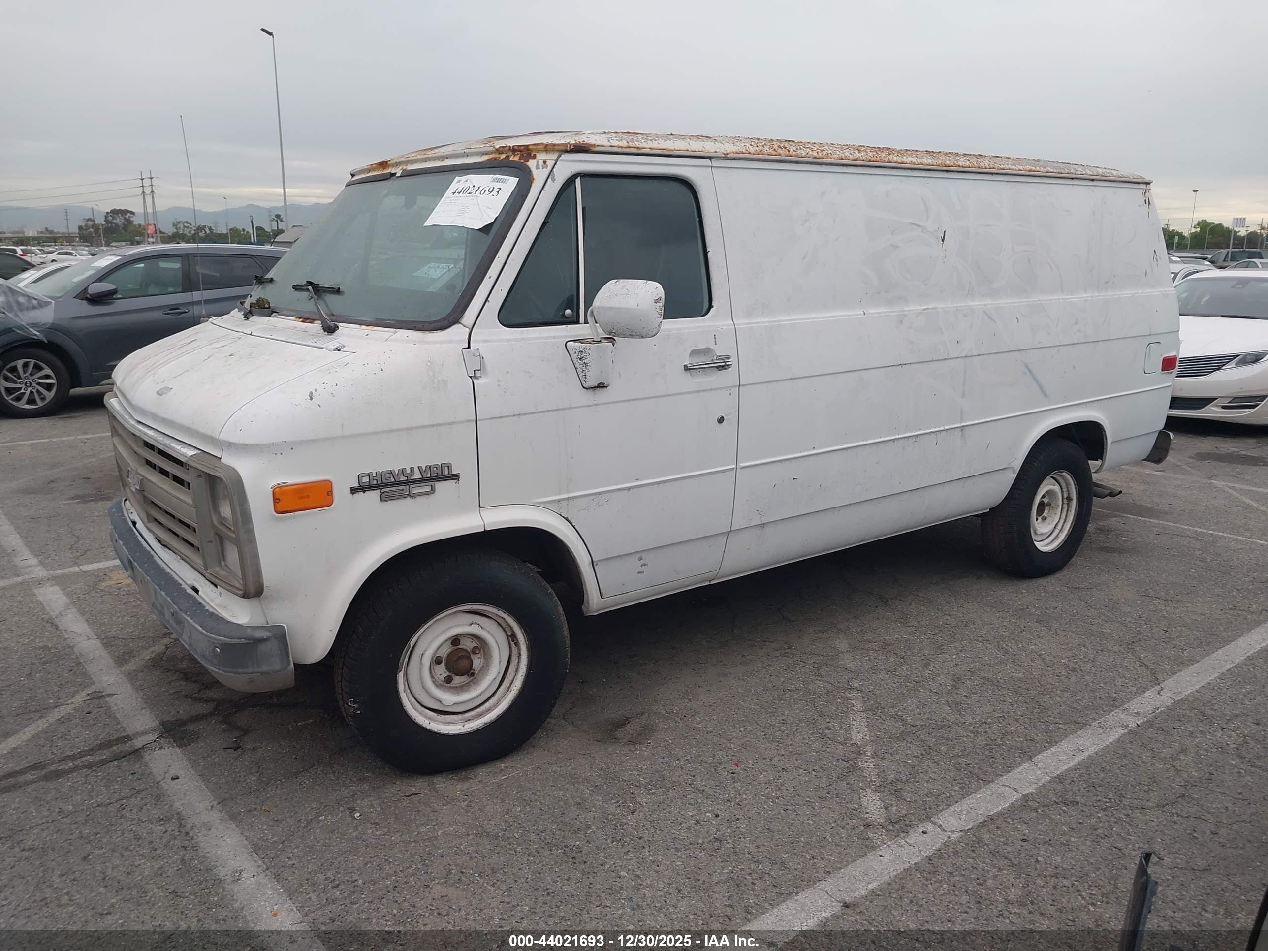 CHEVROLET G20 image 2