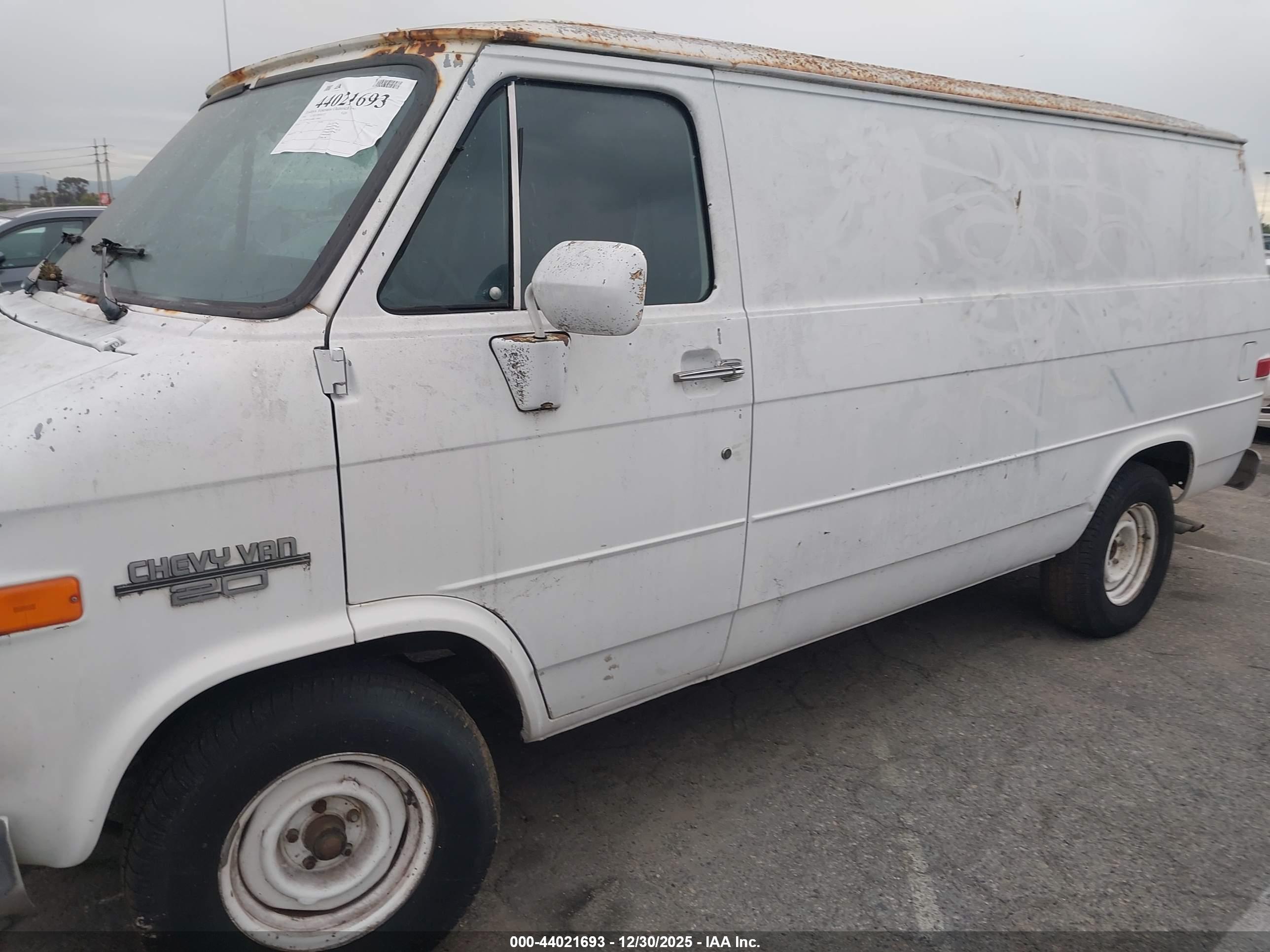 CHEVROLET G20 image 6