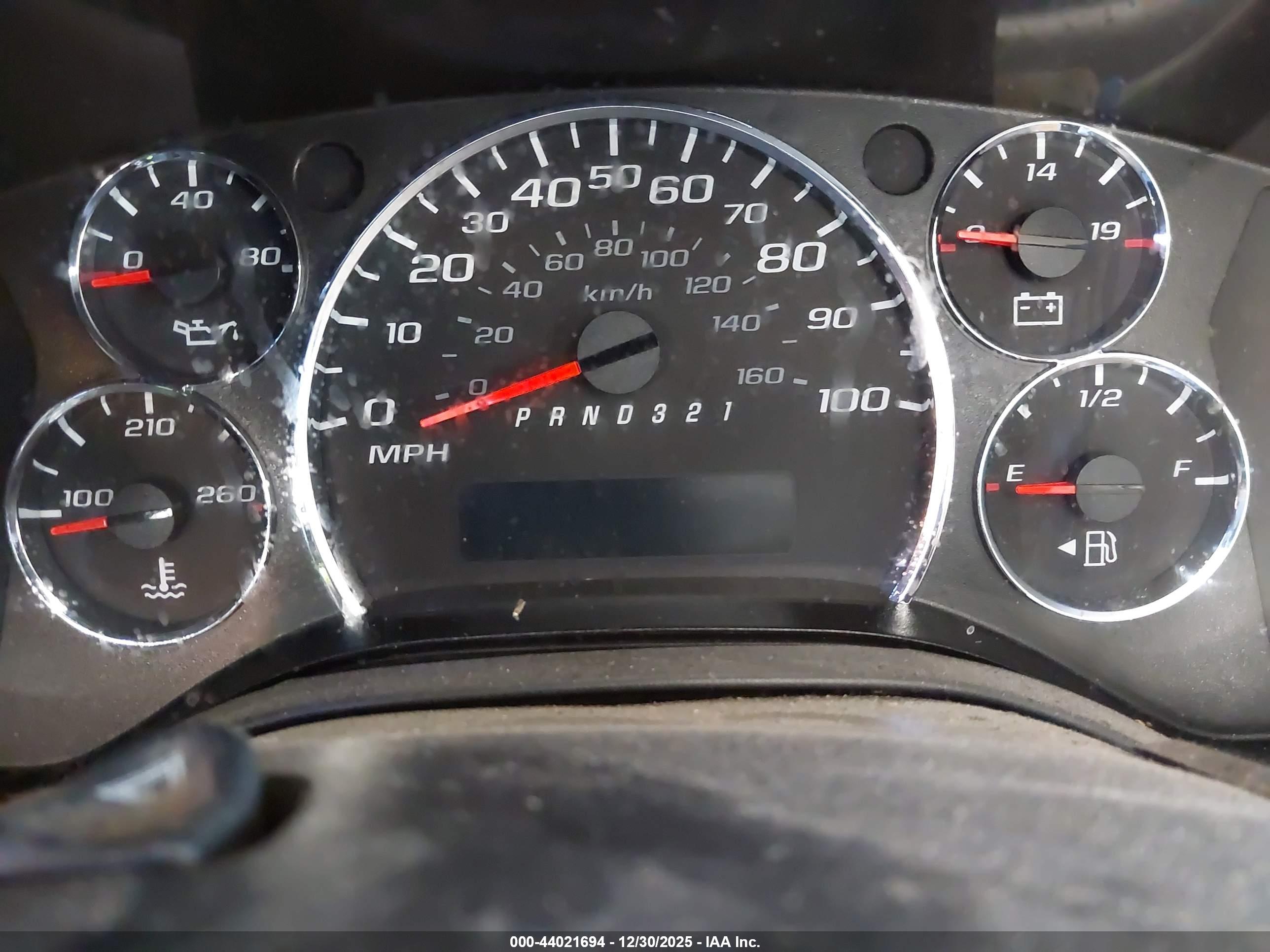 CHEVROLET EXPRESS image 7