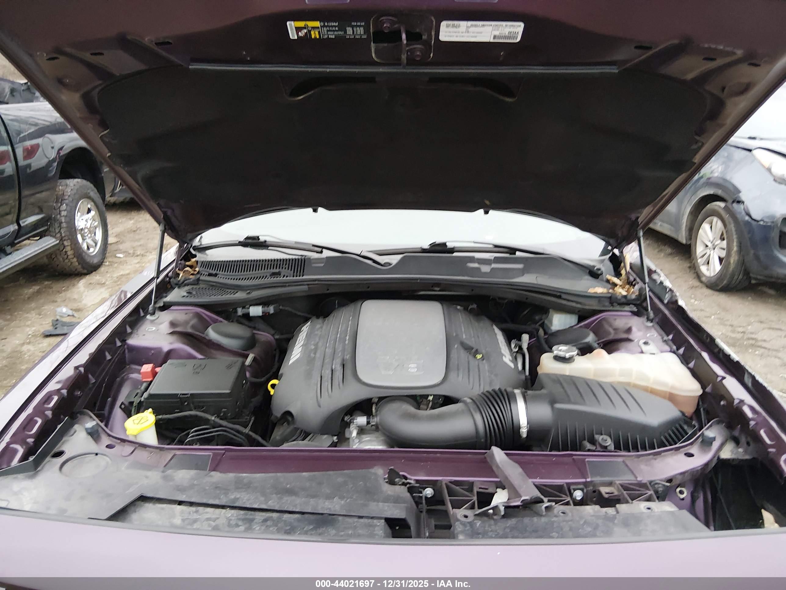 DODGE CHALLENGER image 10