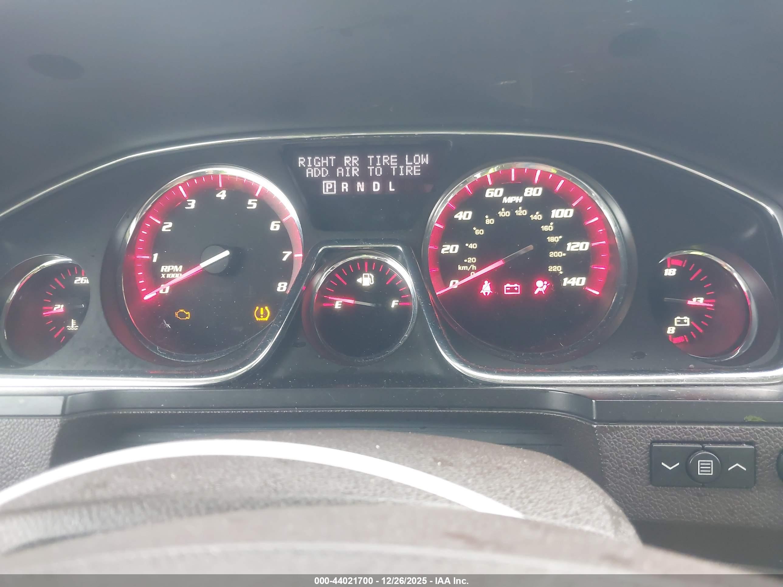 GMC ACADIA image 7
