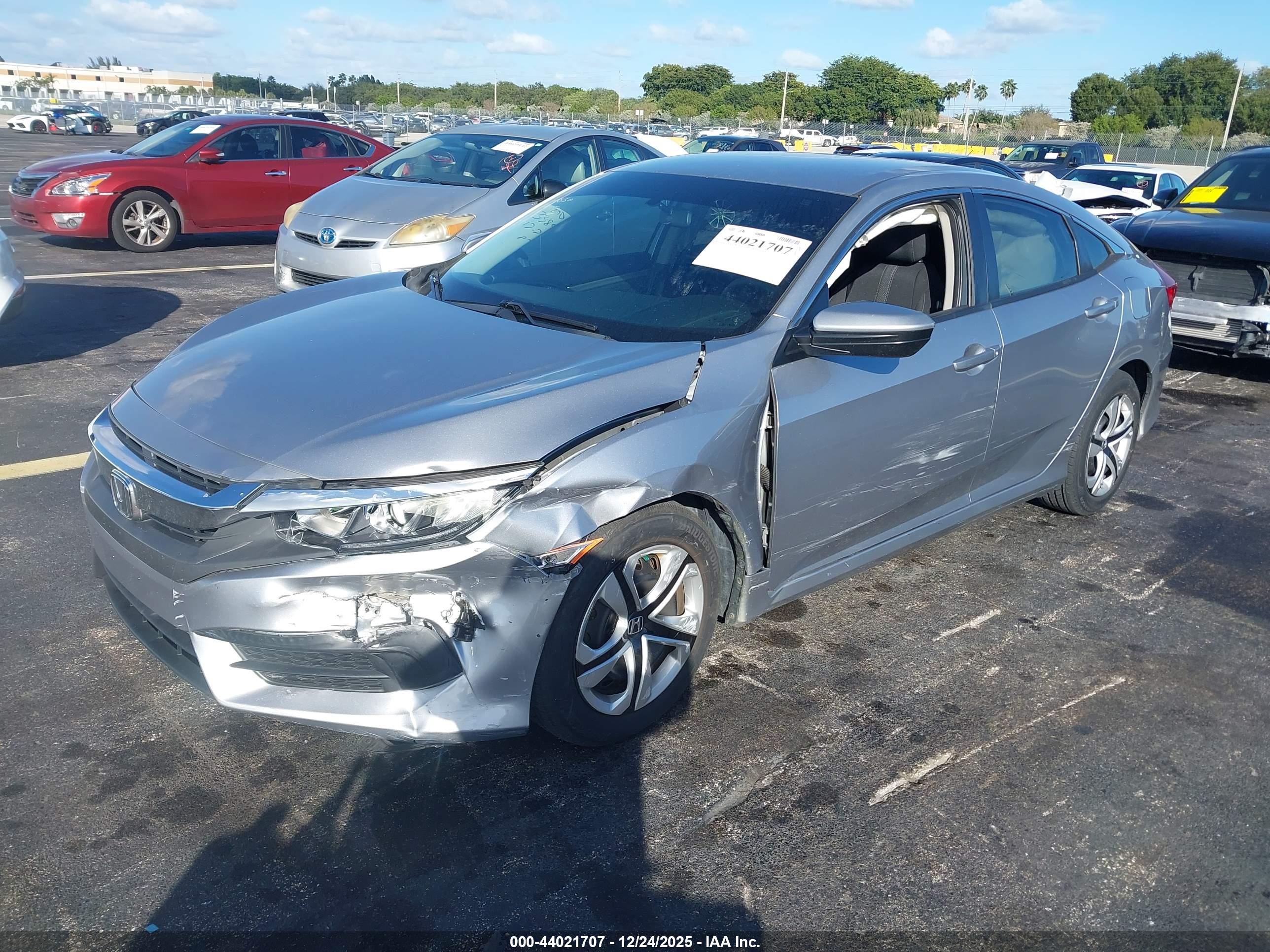 HONDA CIVIC image 2