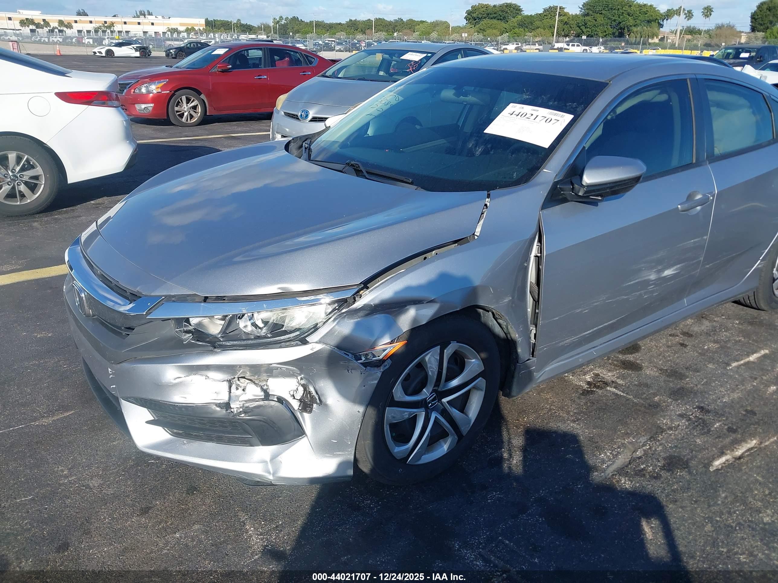 HONDA CIVIC image 6