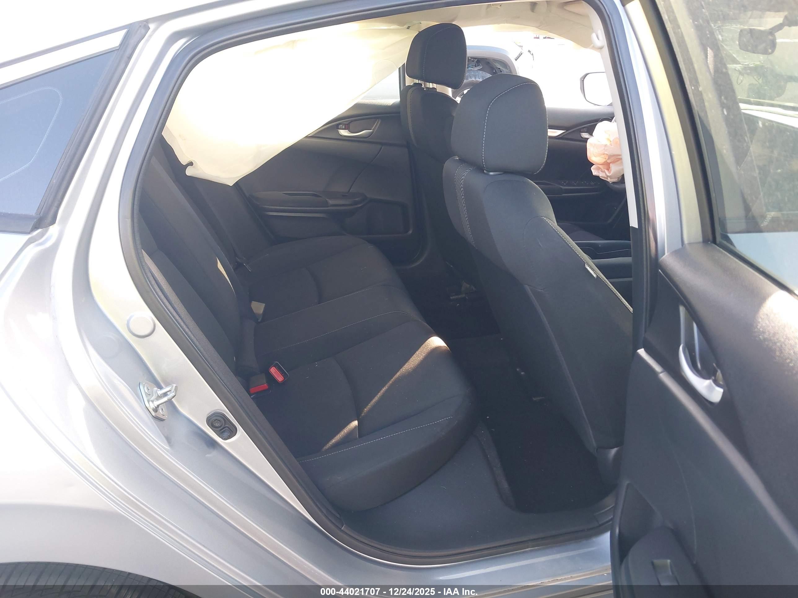 HONDA CIVIC image 8