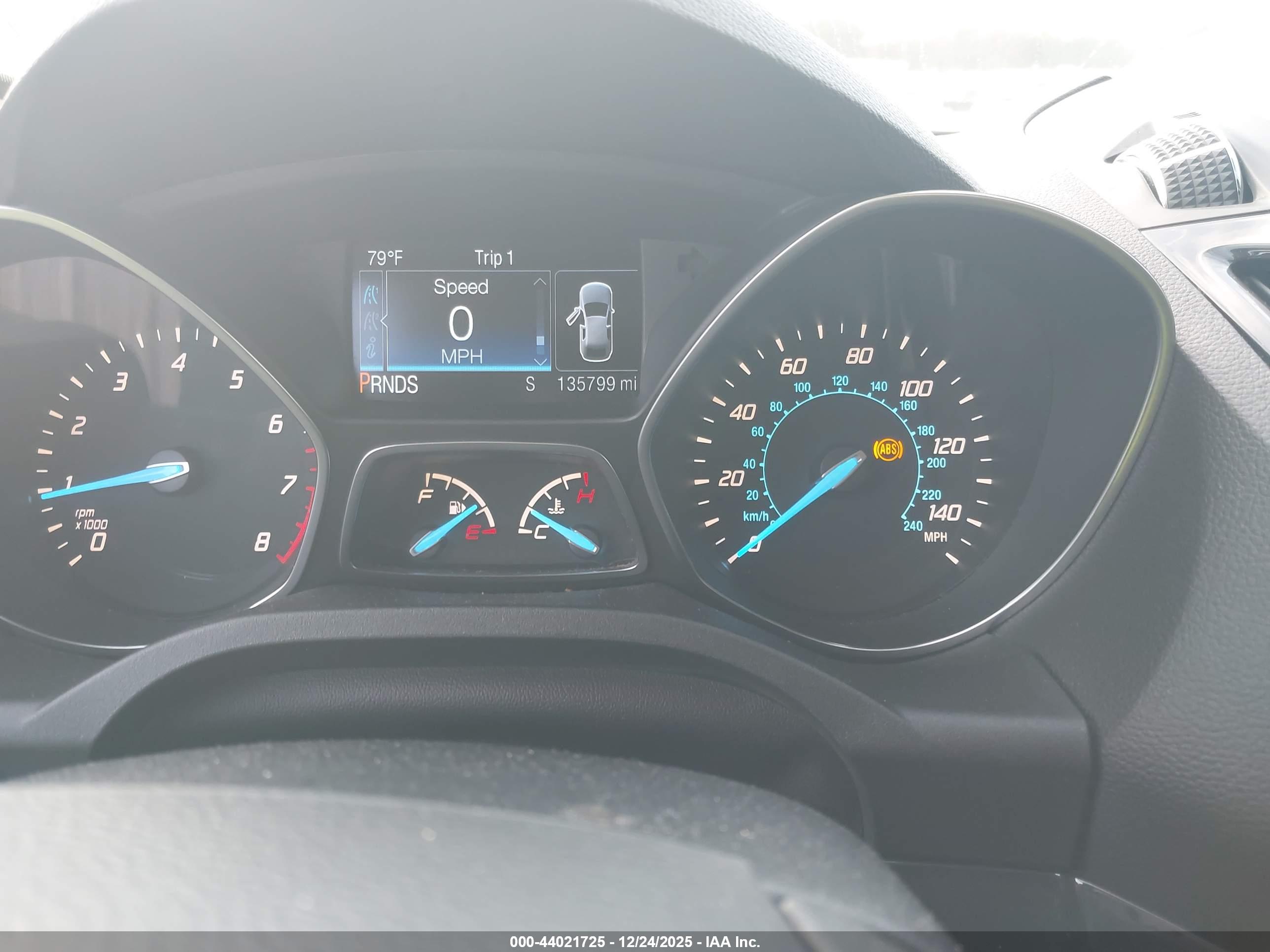 FORD ESCAPE image 7