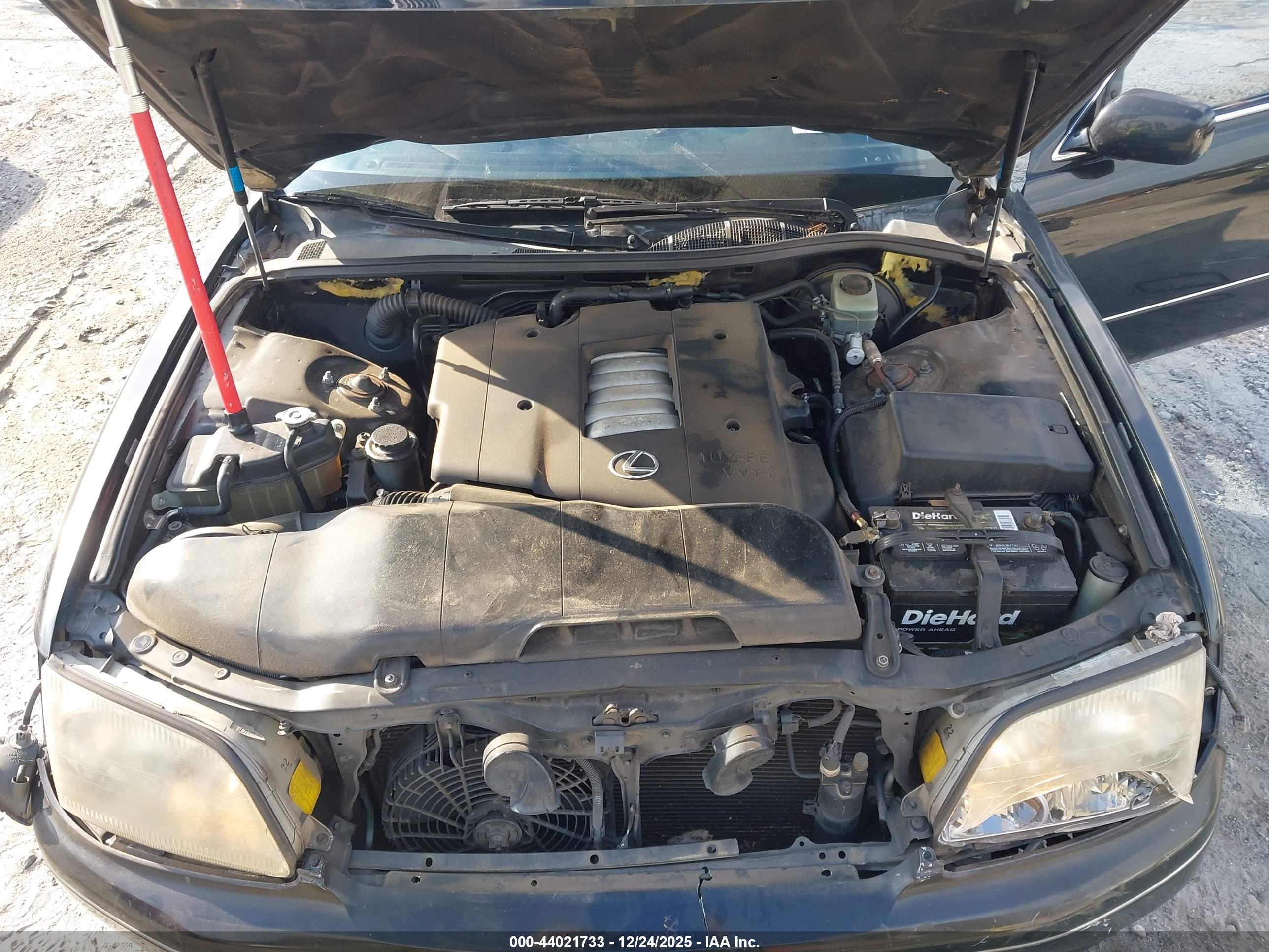 LEXUS LS image 10