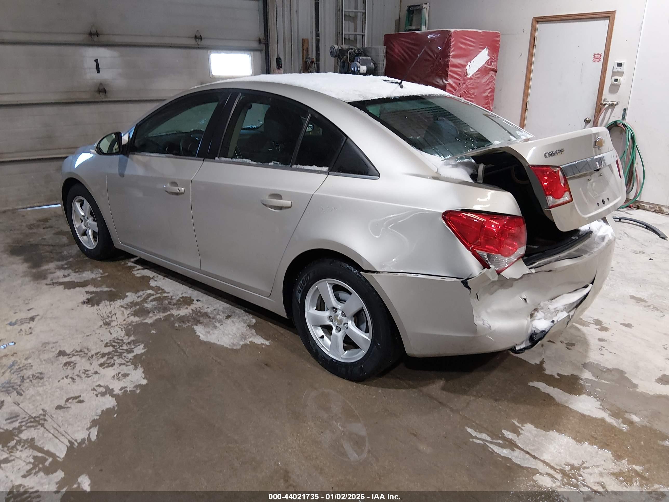 CHEVROLET CRUZE image 3