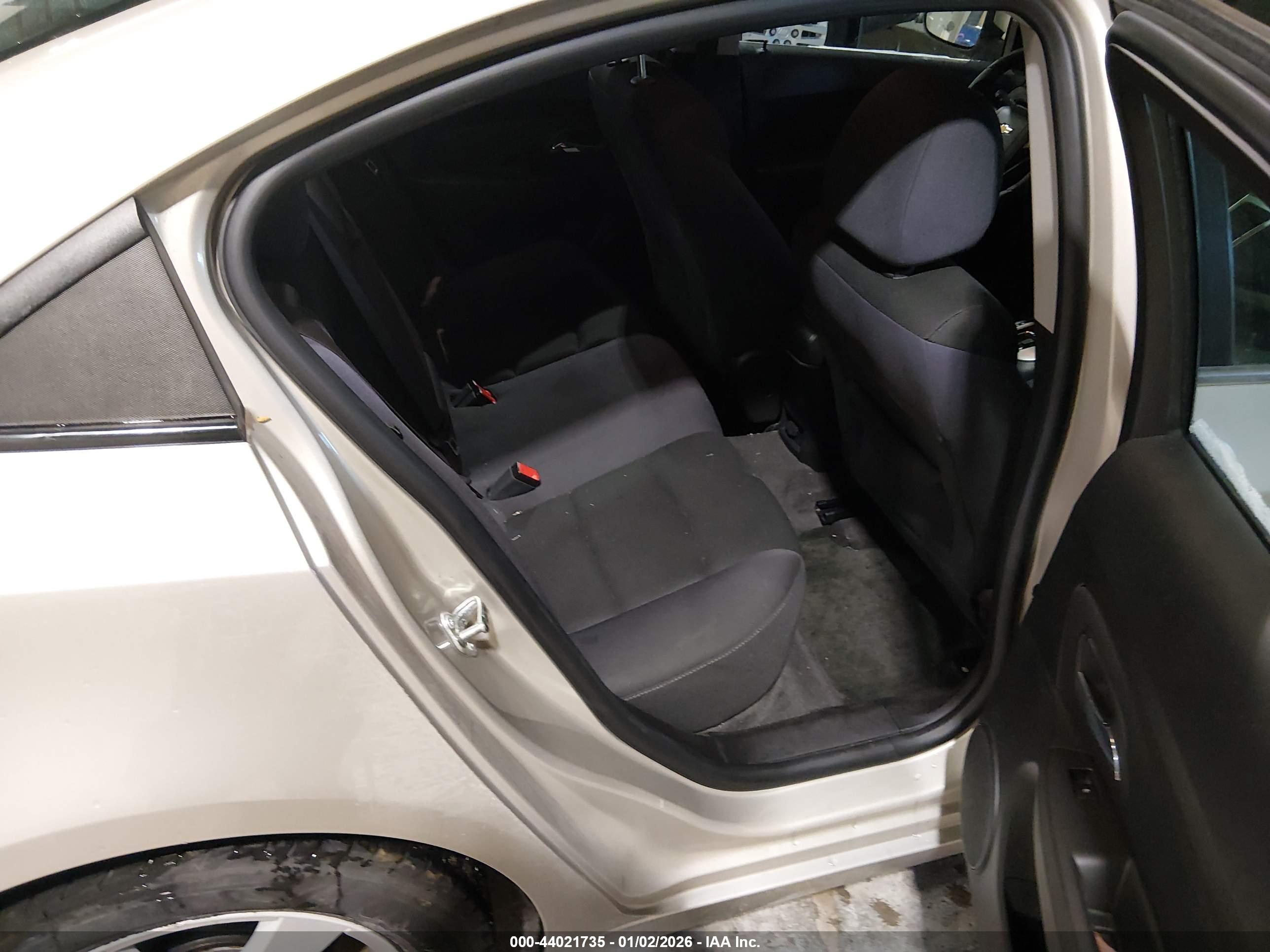 CHEVROLET CRUZE image 8