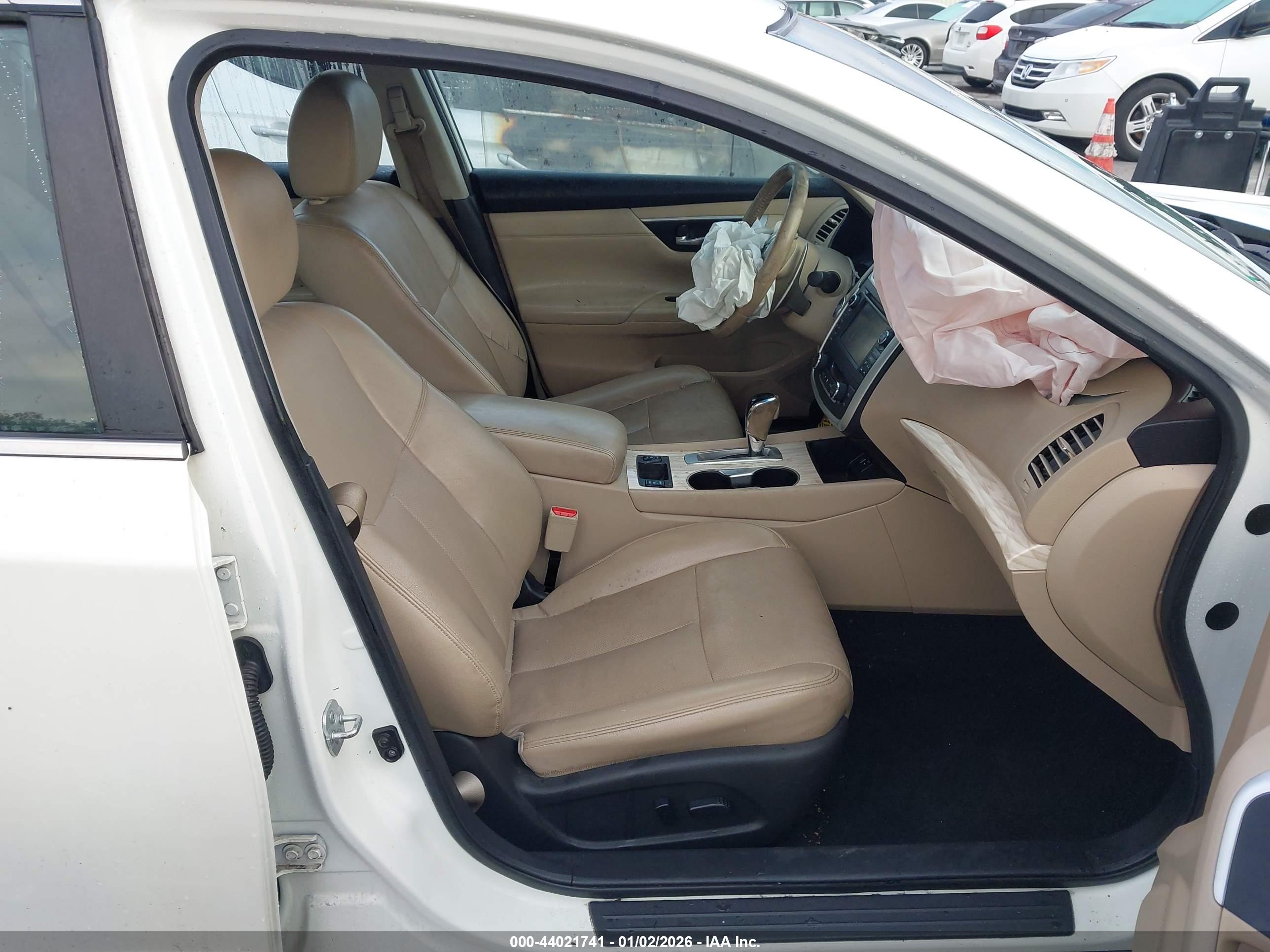 NISSAN ALTIMA image 5