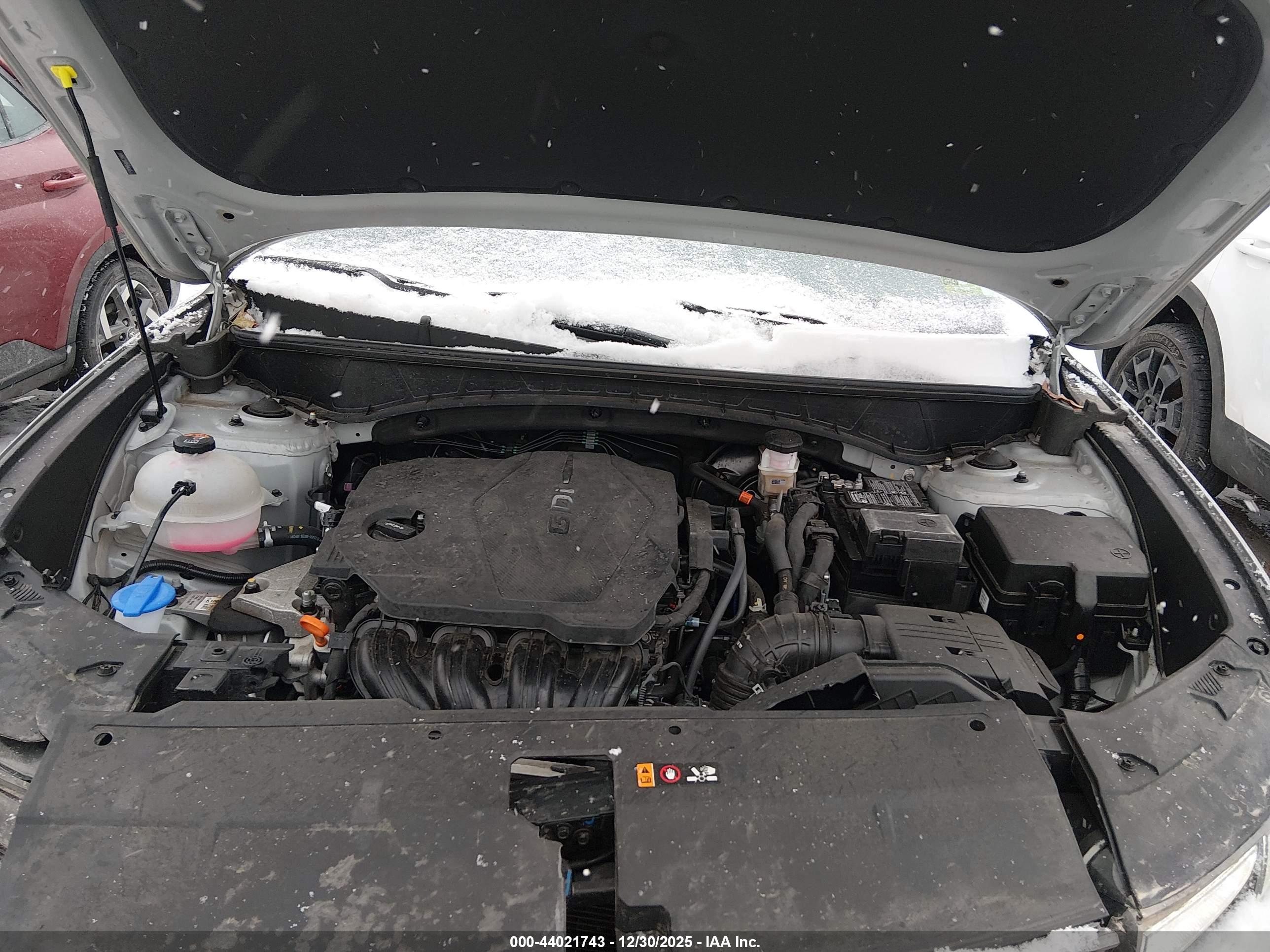 HYUNDAI TUCSON image 10