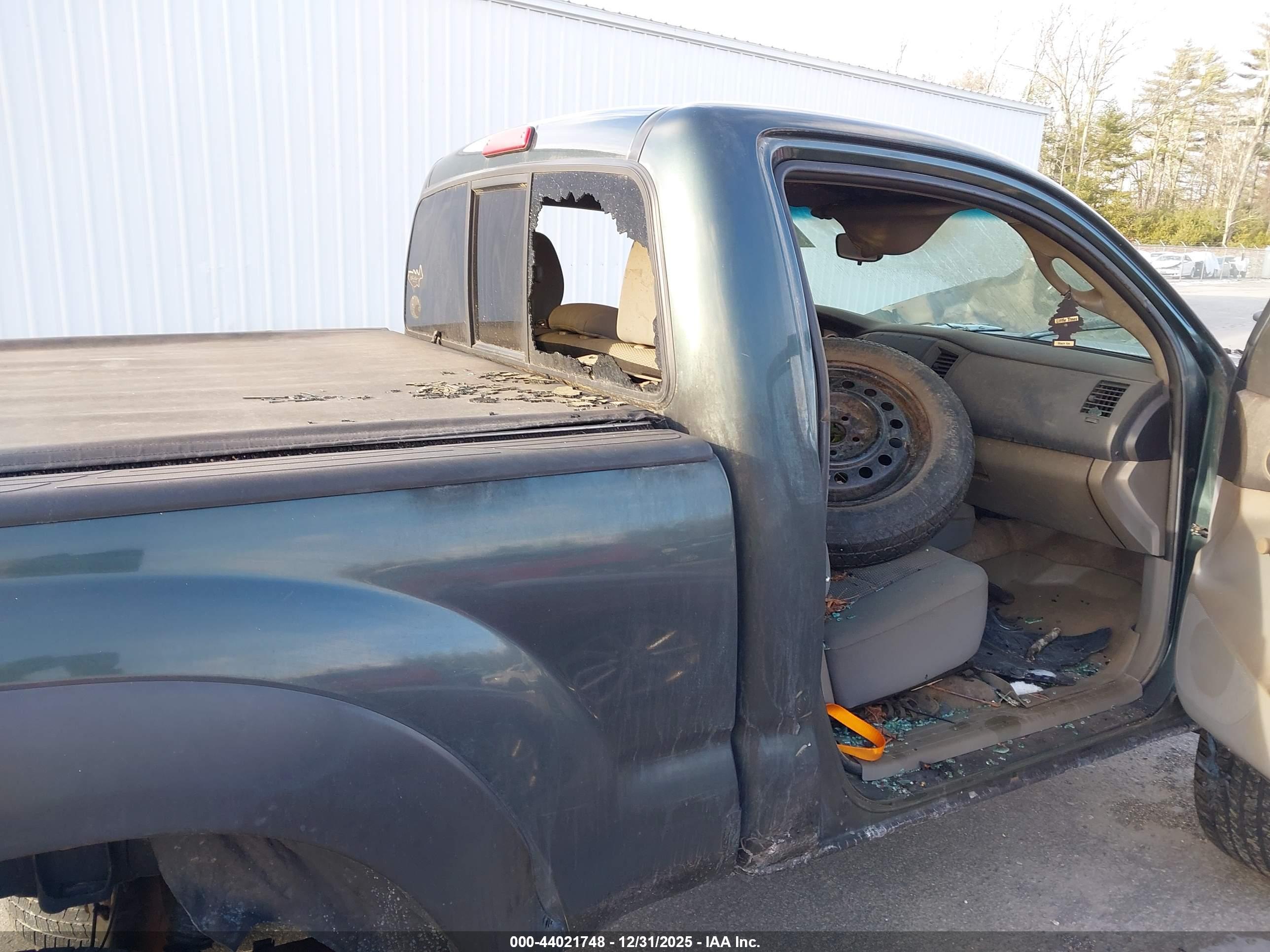 TOYOTA TACOMA image 8