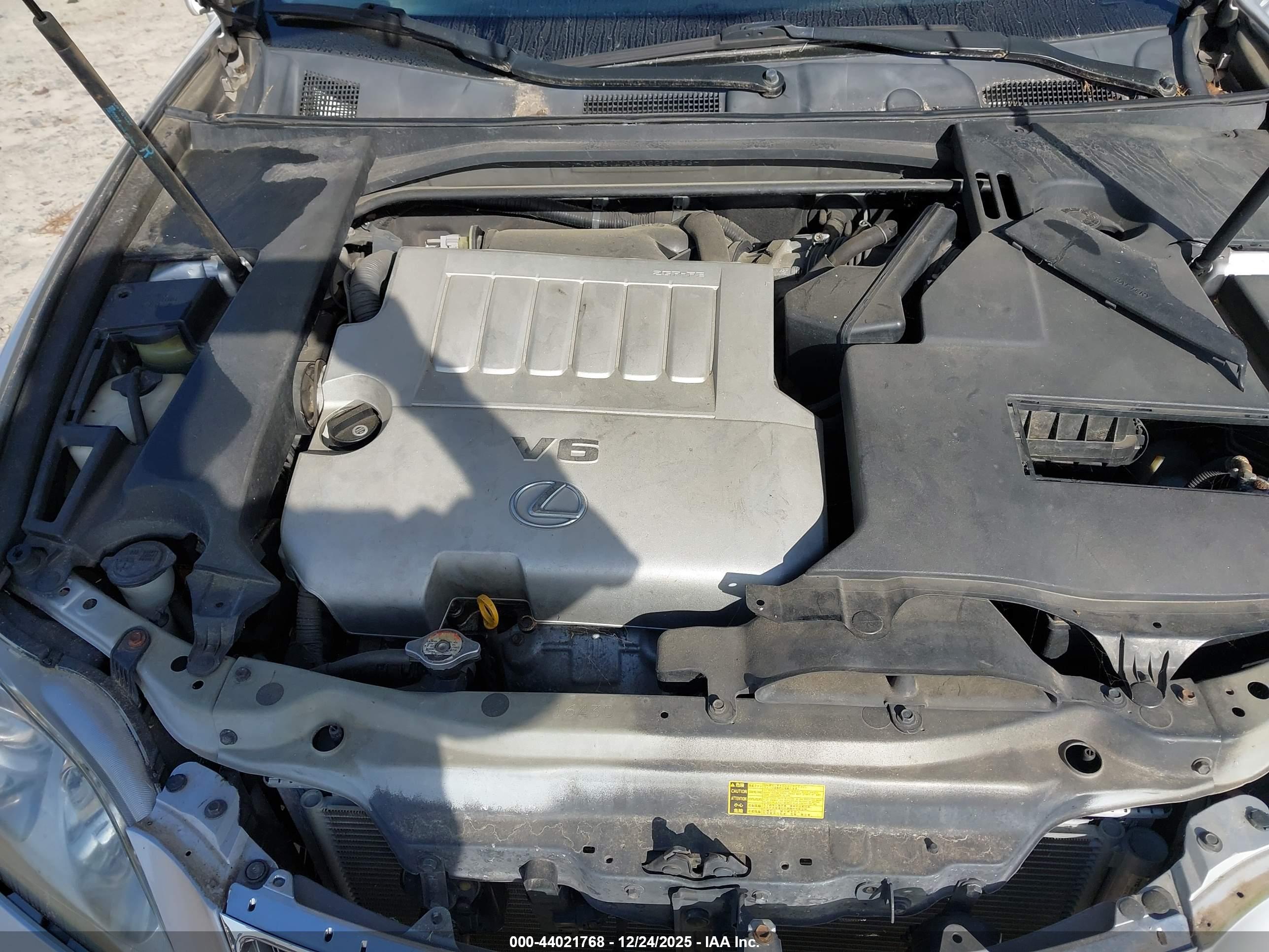 LEXUS ES image 10