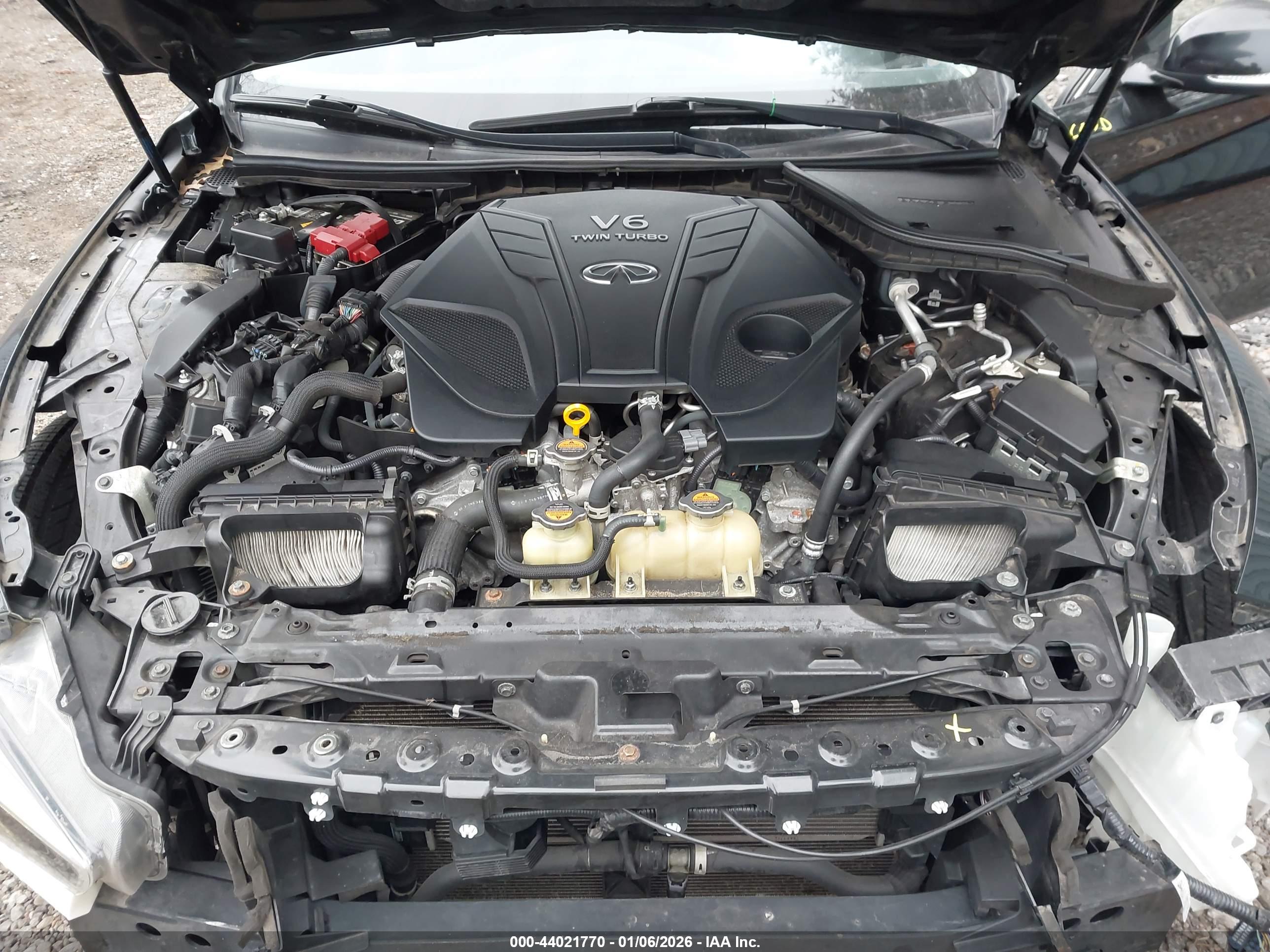 INFINITI Q50 image 10