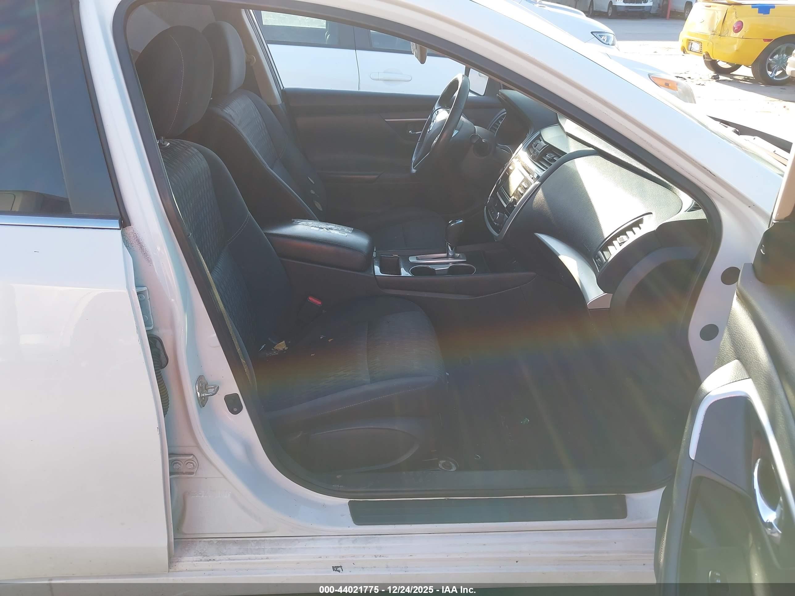 NISSAN ALTIMA image 5