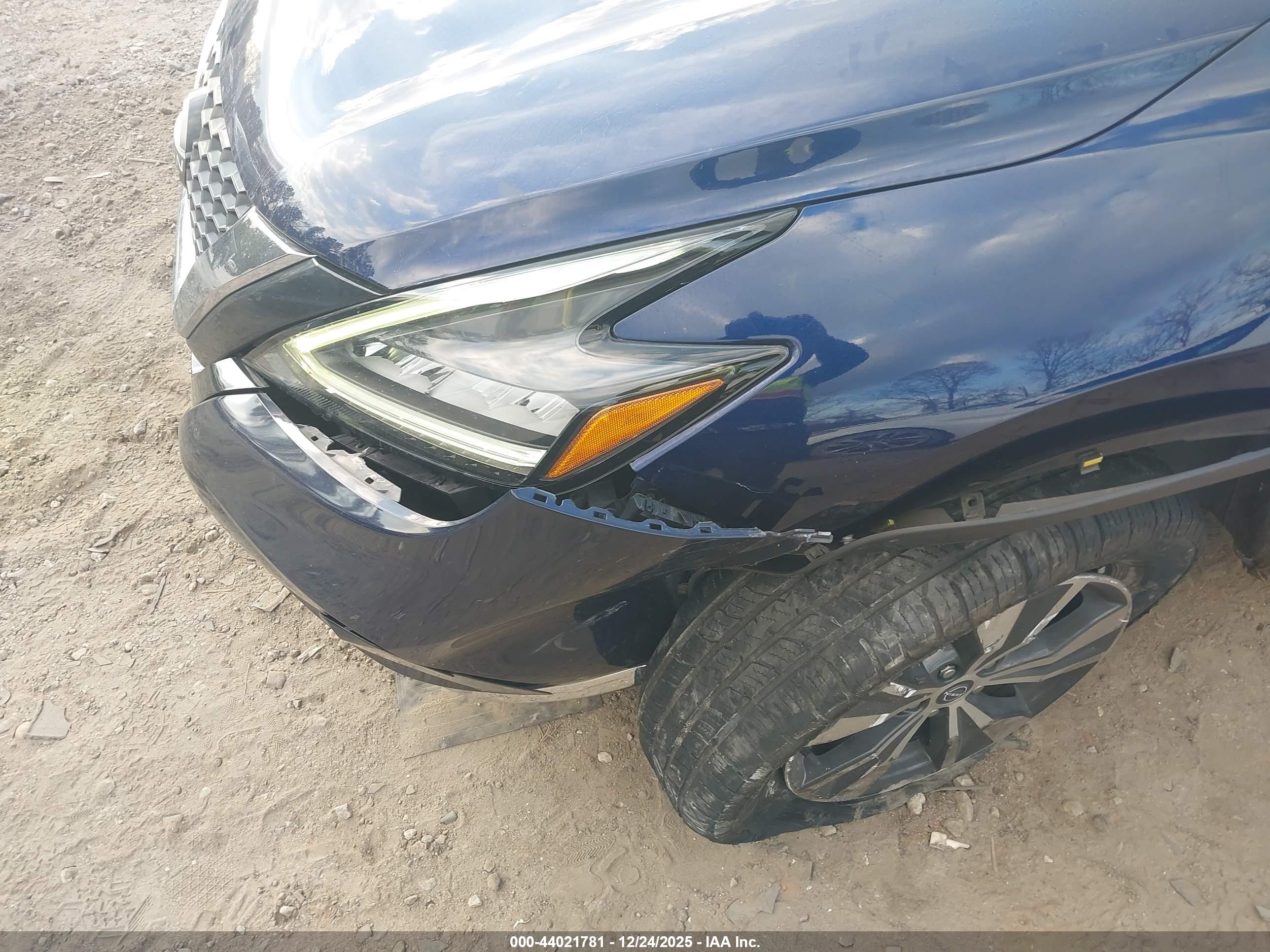 NISSAN MURANO image 6