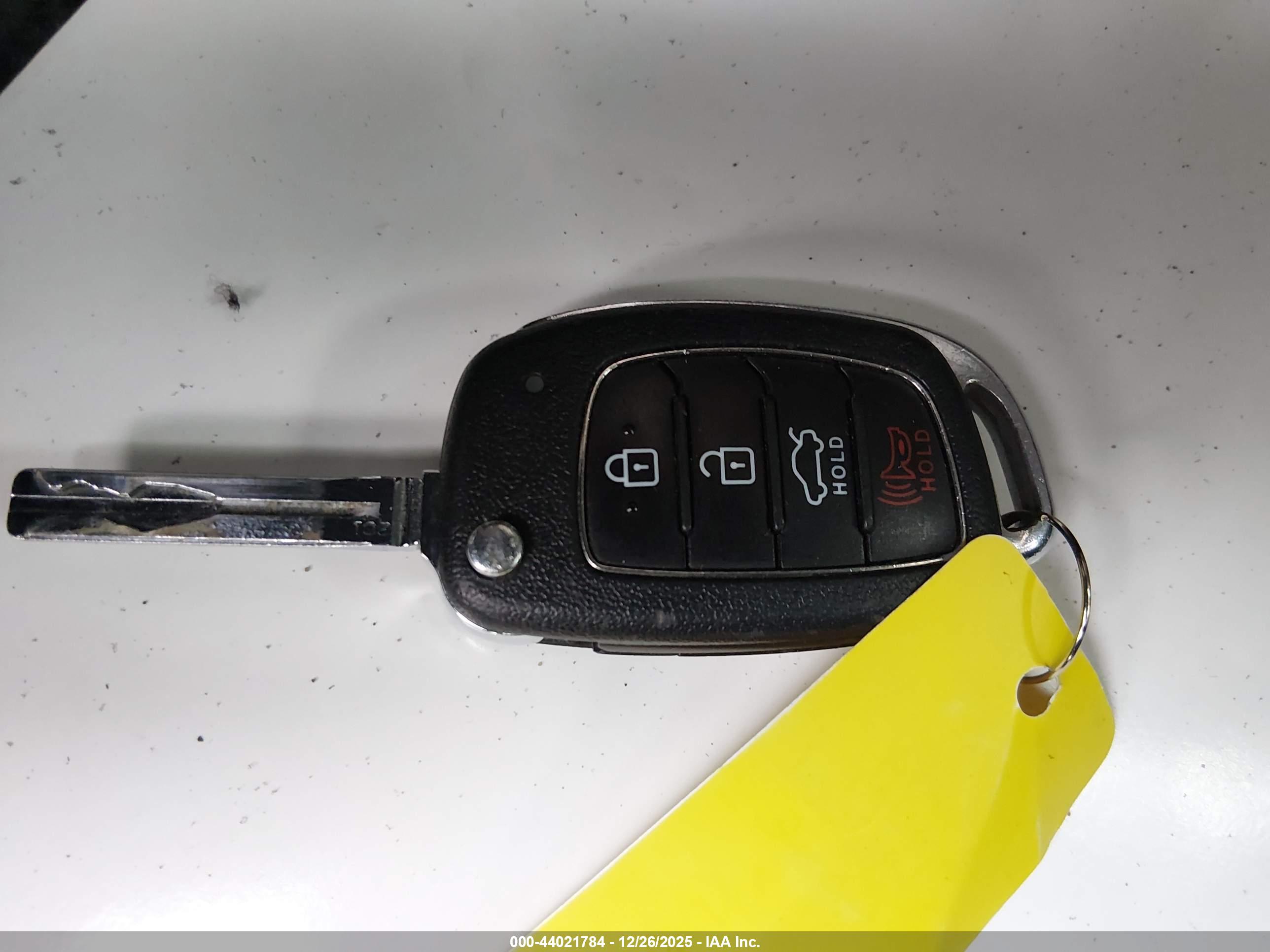 HYUNDAI SONATA image 11