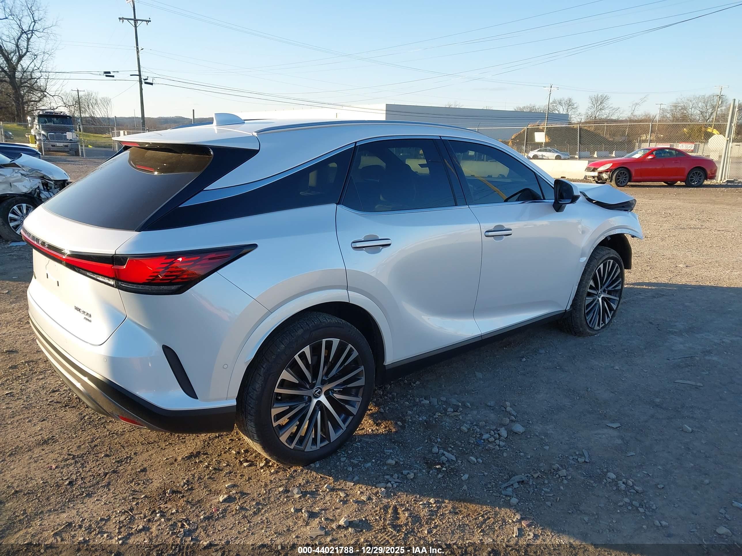 LEXUS RX image 4