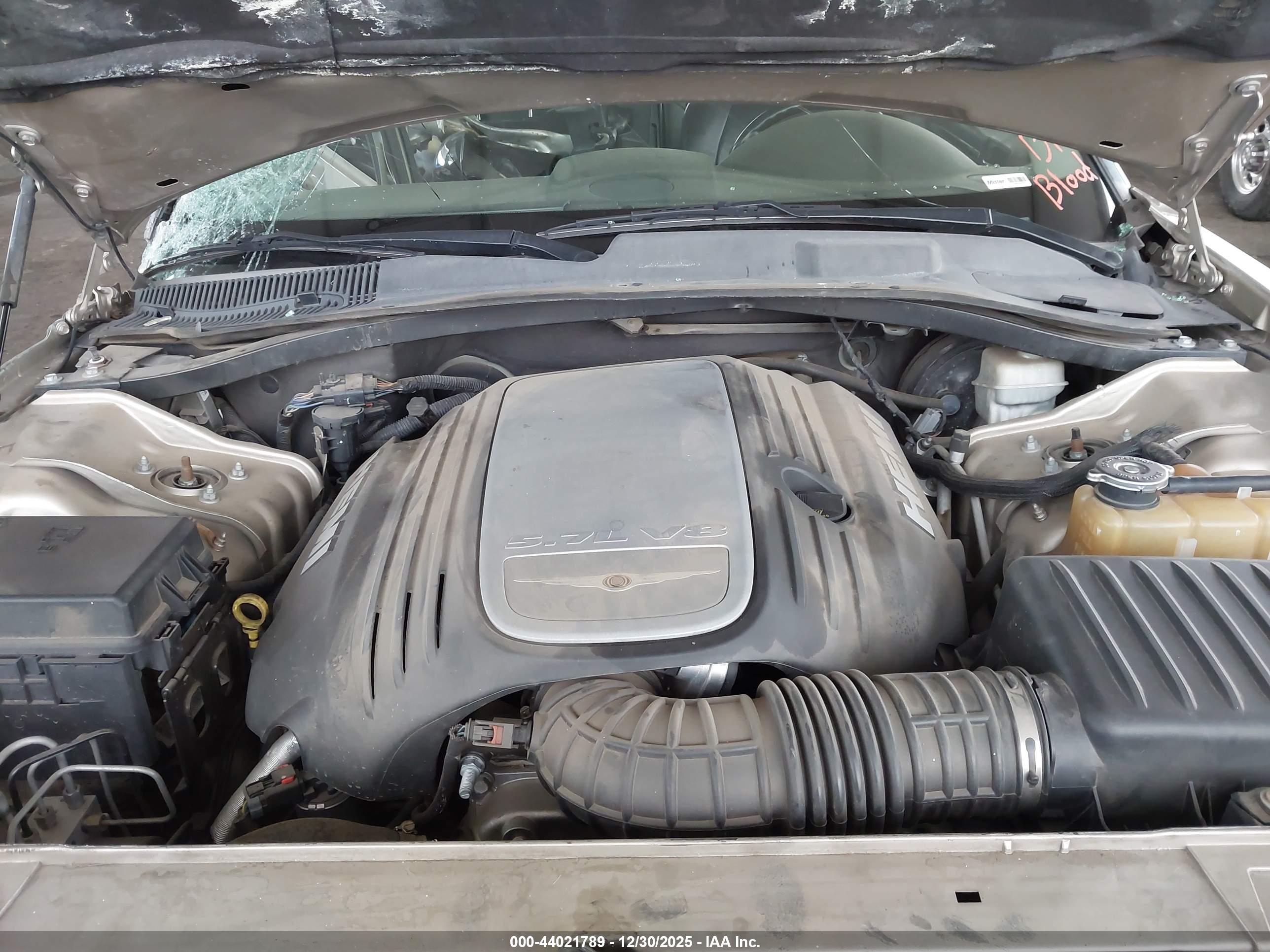 CHRYSLER 300C image 10