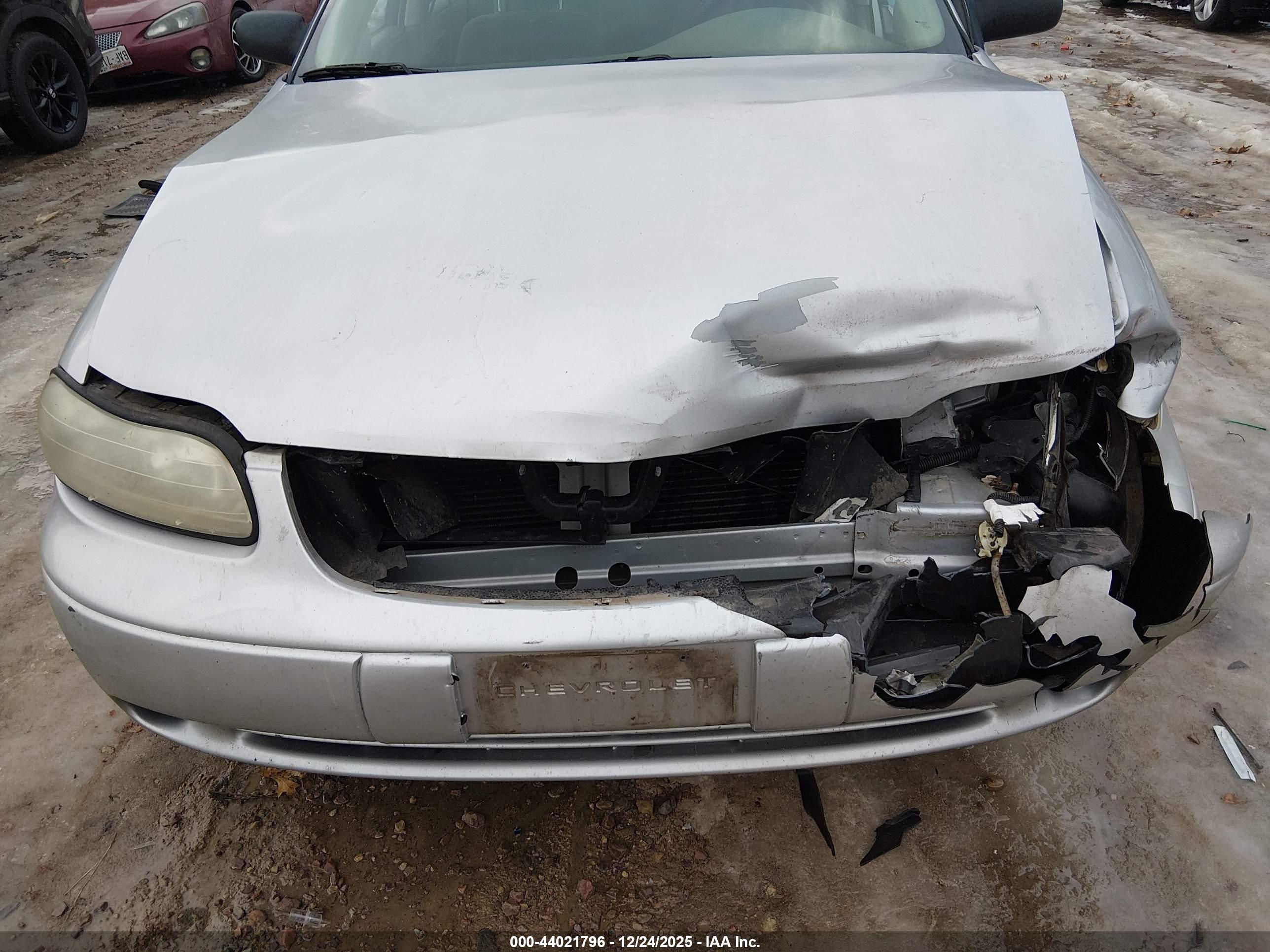 CHEVROLET CLASSIC image 6