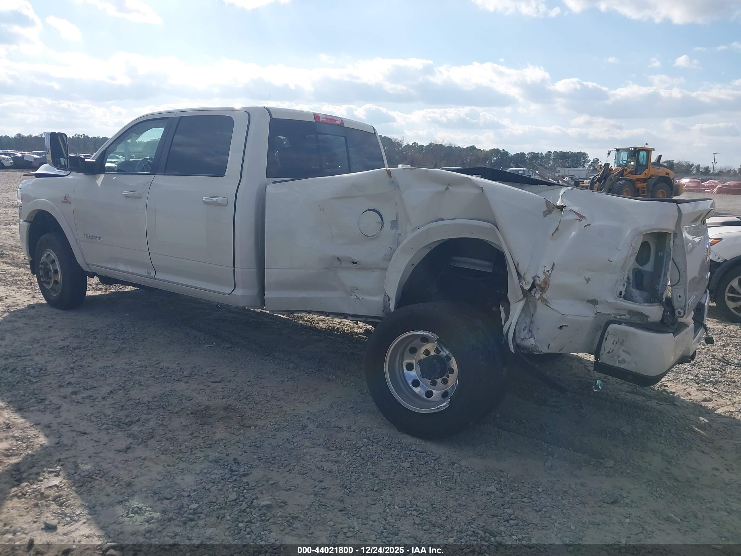 RAM 3500 image 3