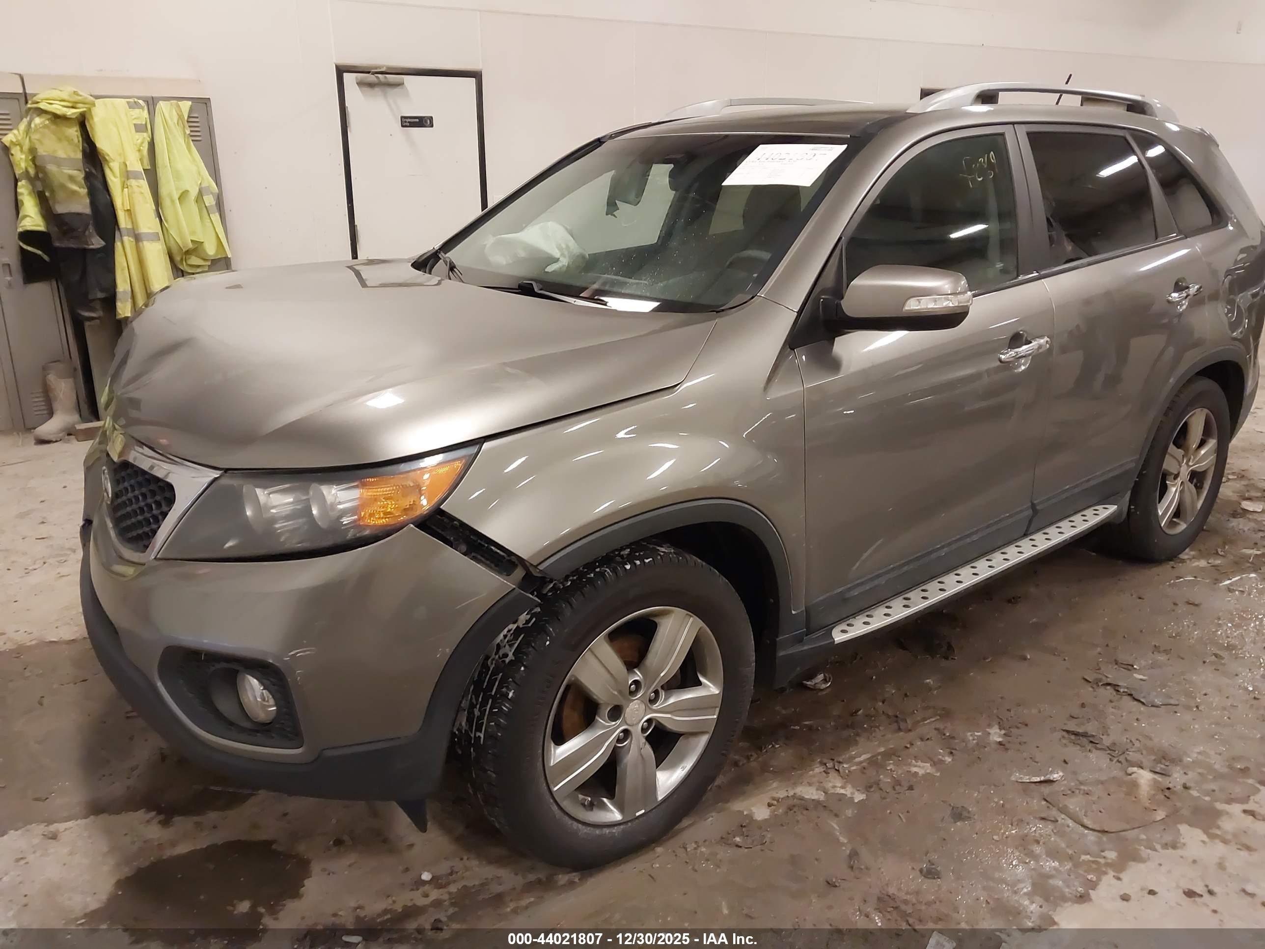 KIA SORENTO image 2