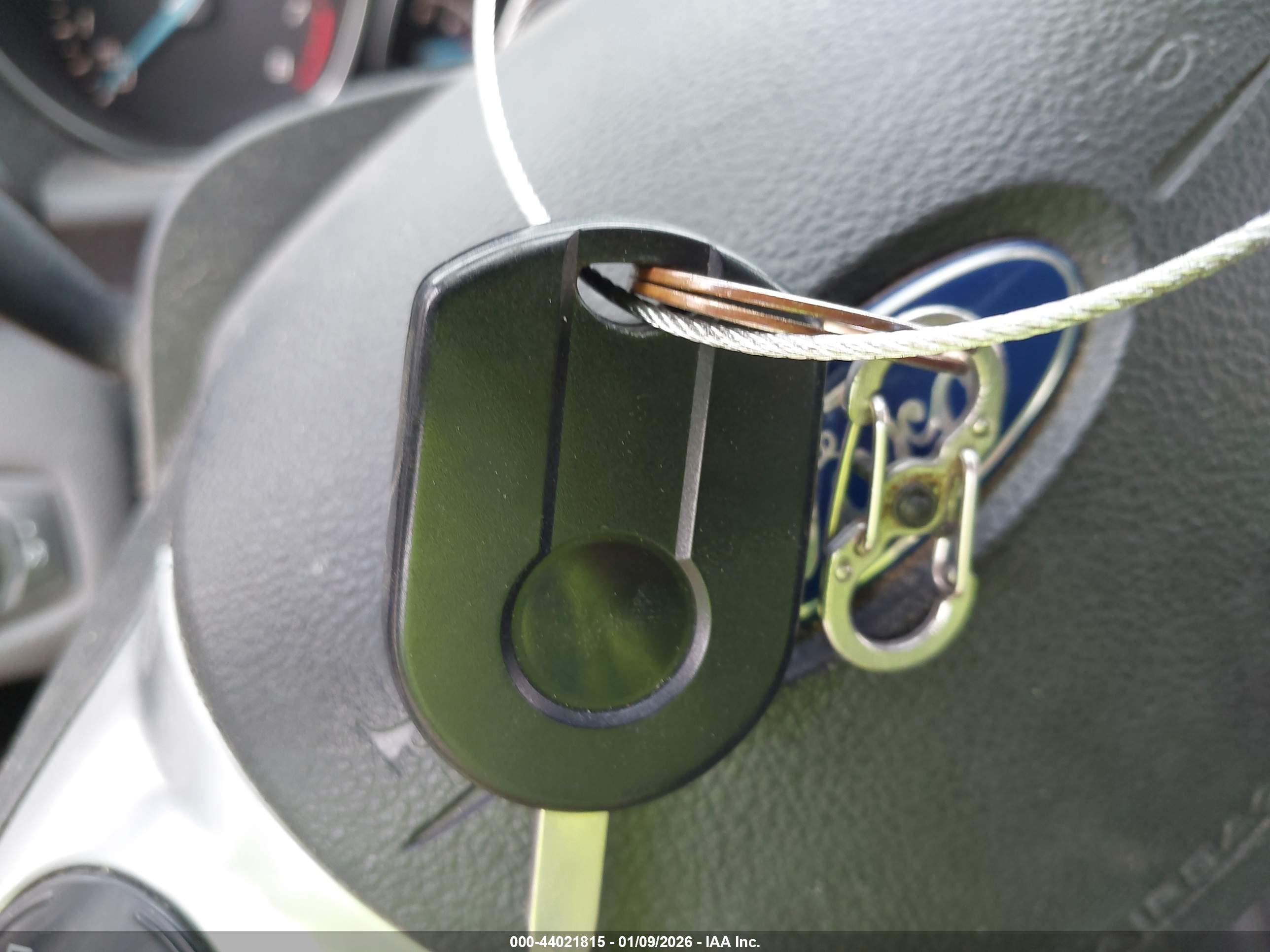FORD ESCAPE image 11