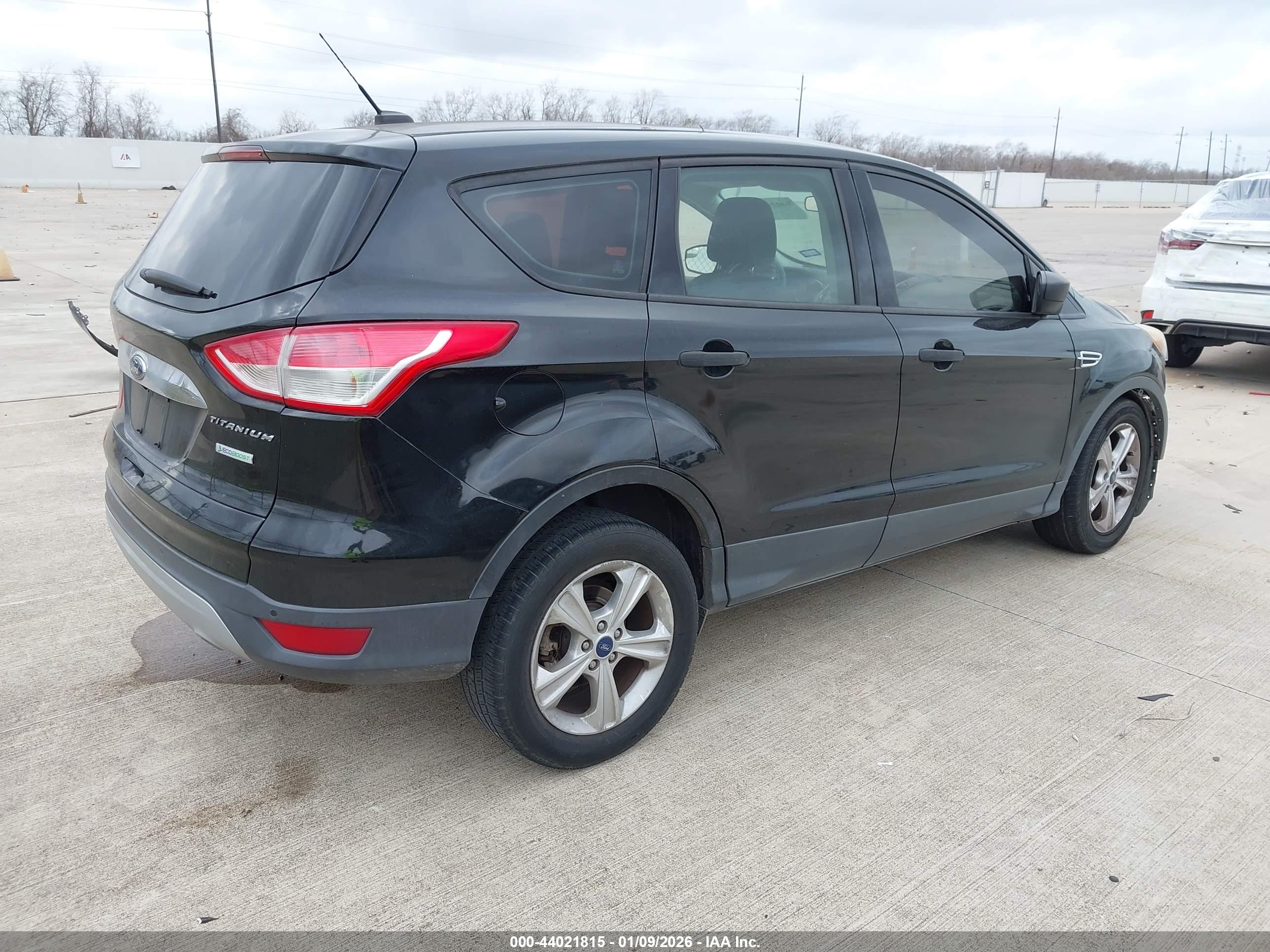 FORD ESCAPE image 4