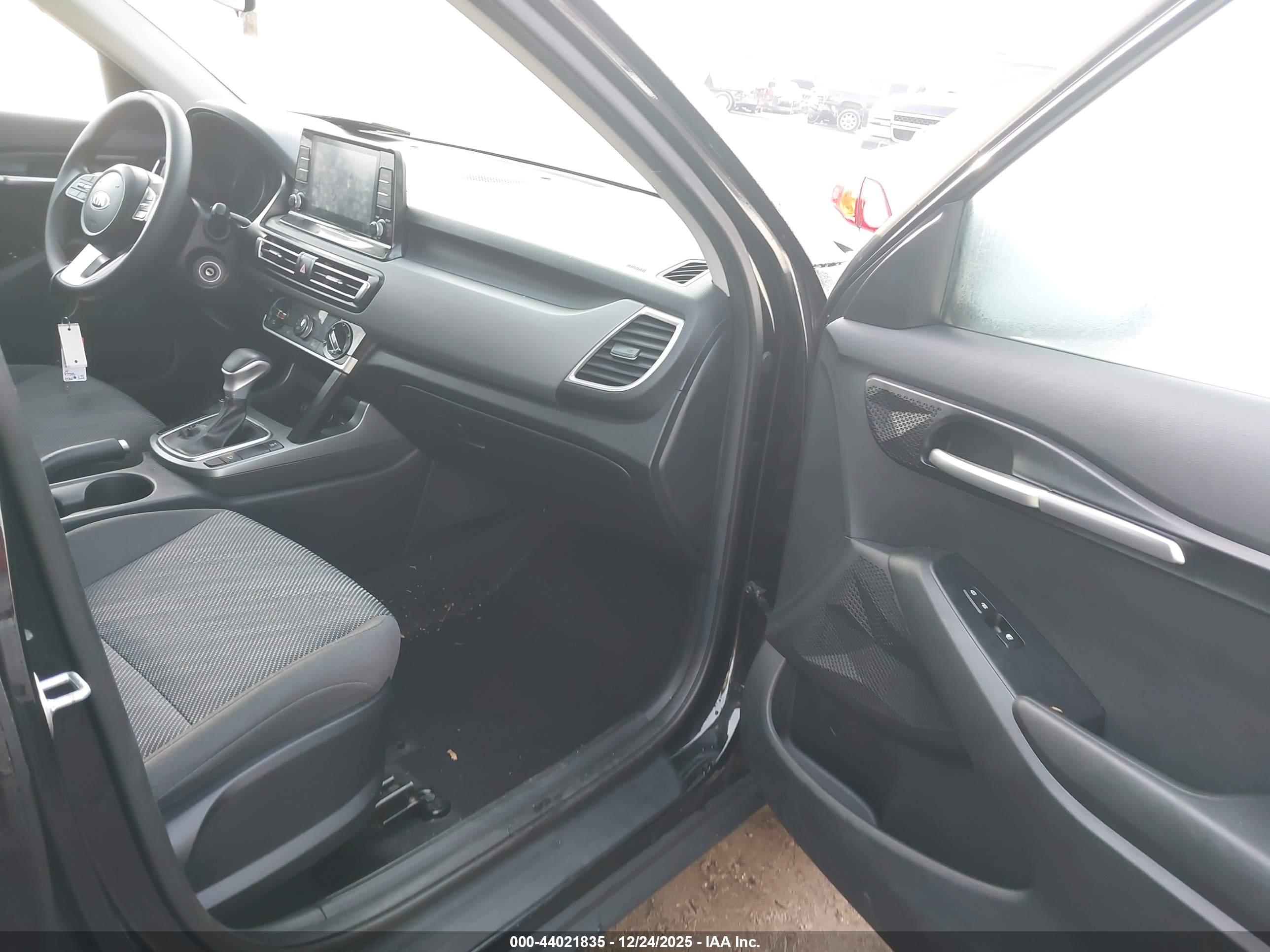 KIA SELTOS image 5