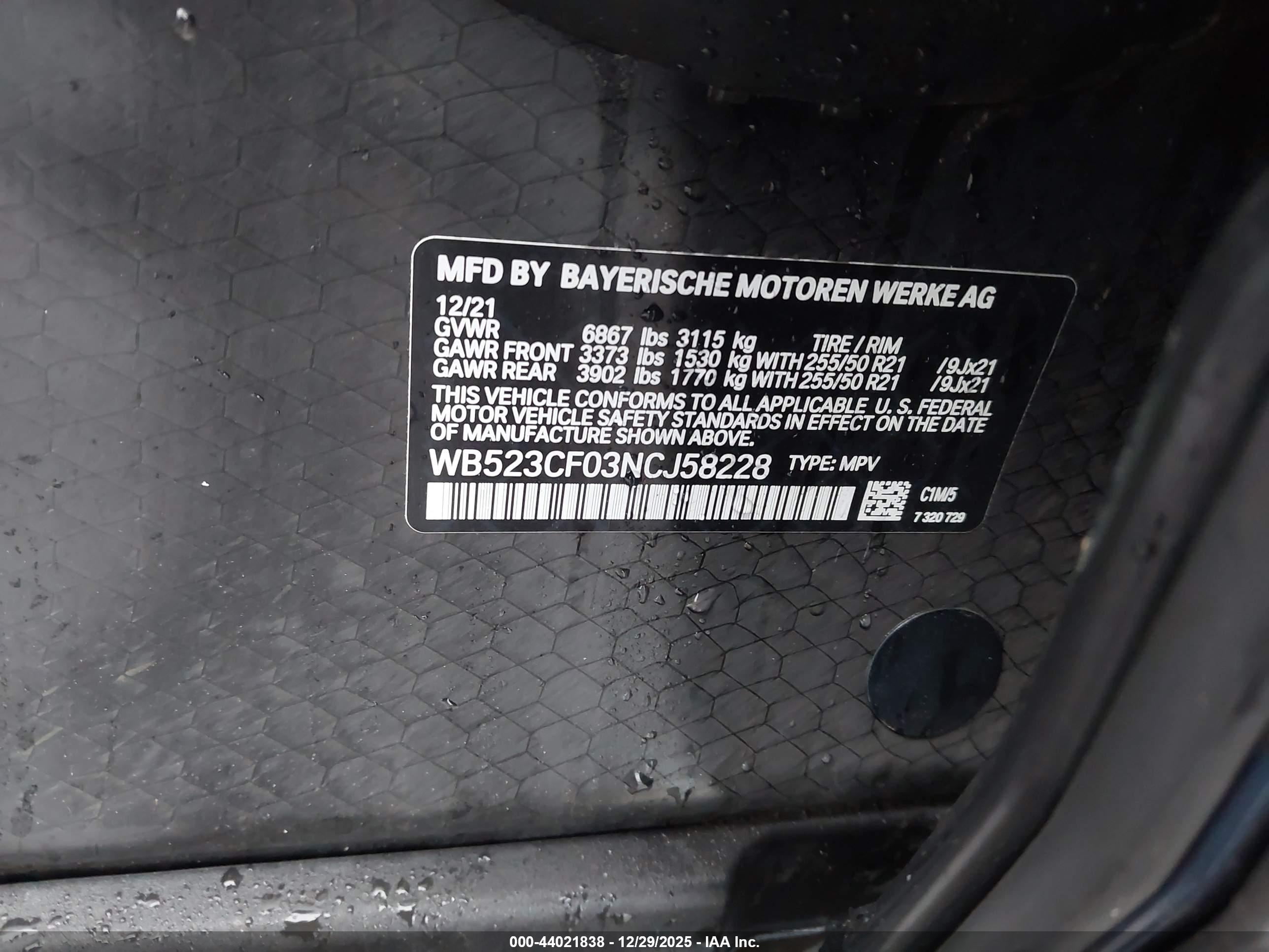 BMW IX image 9