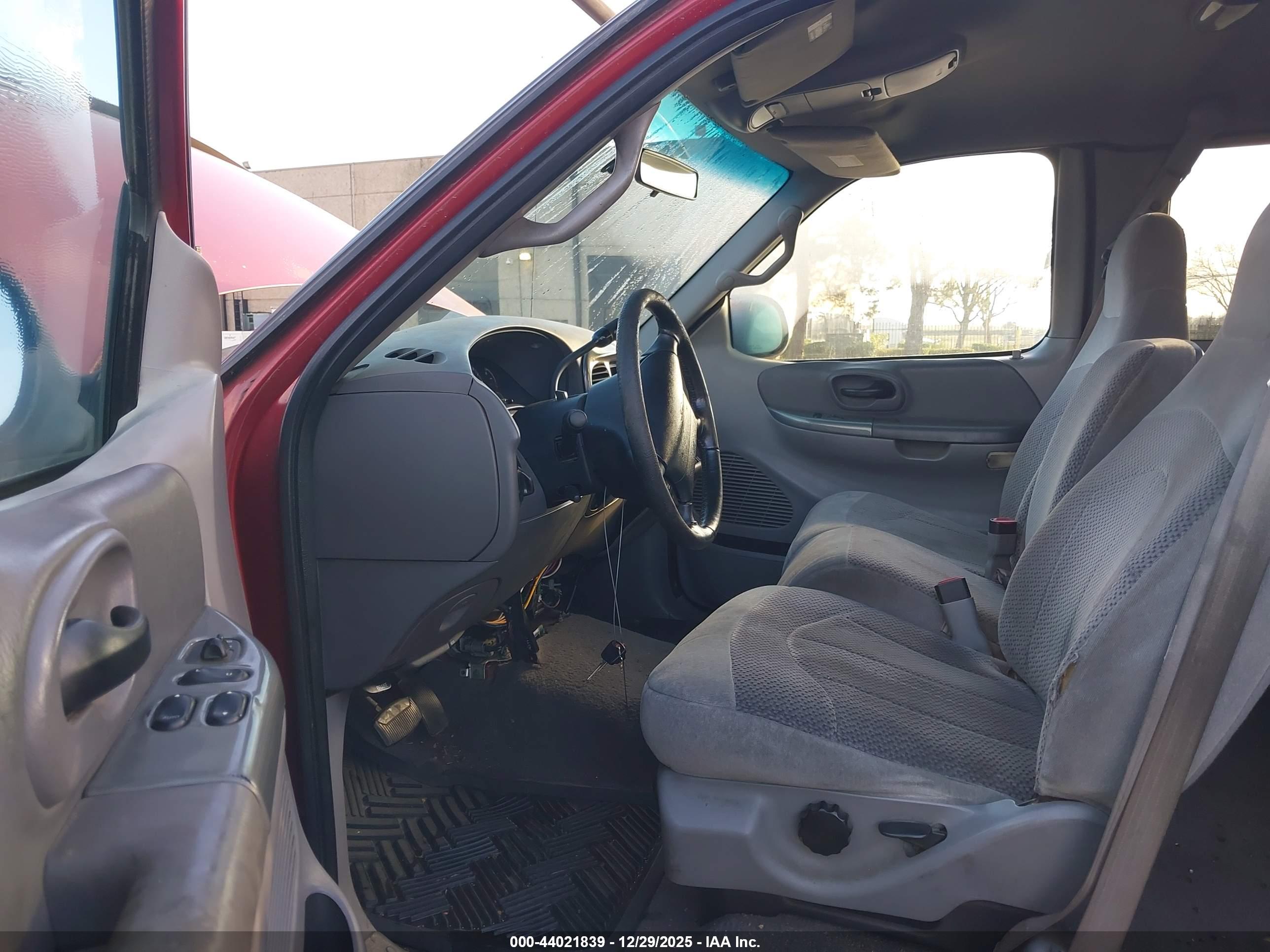 FORD F-150 image 5
